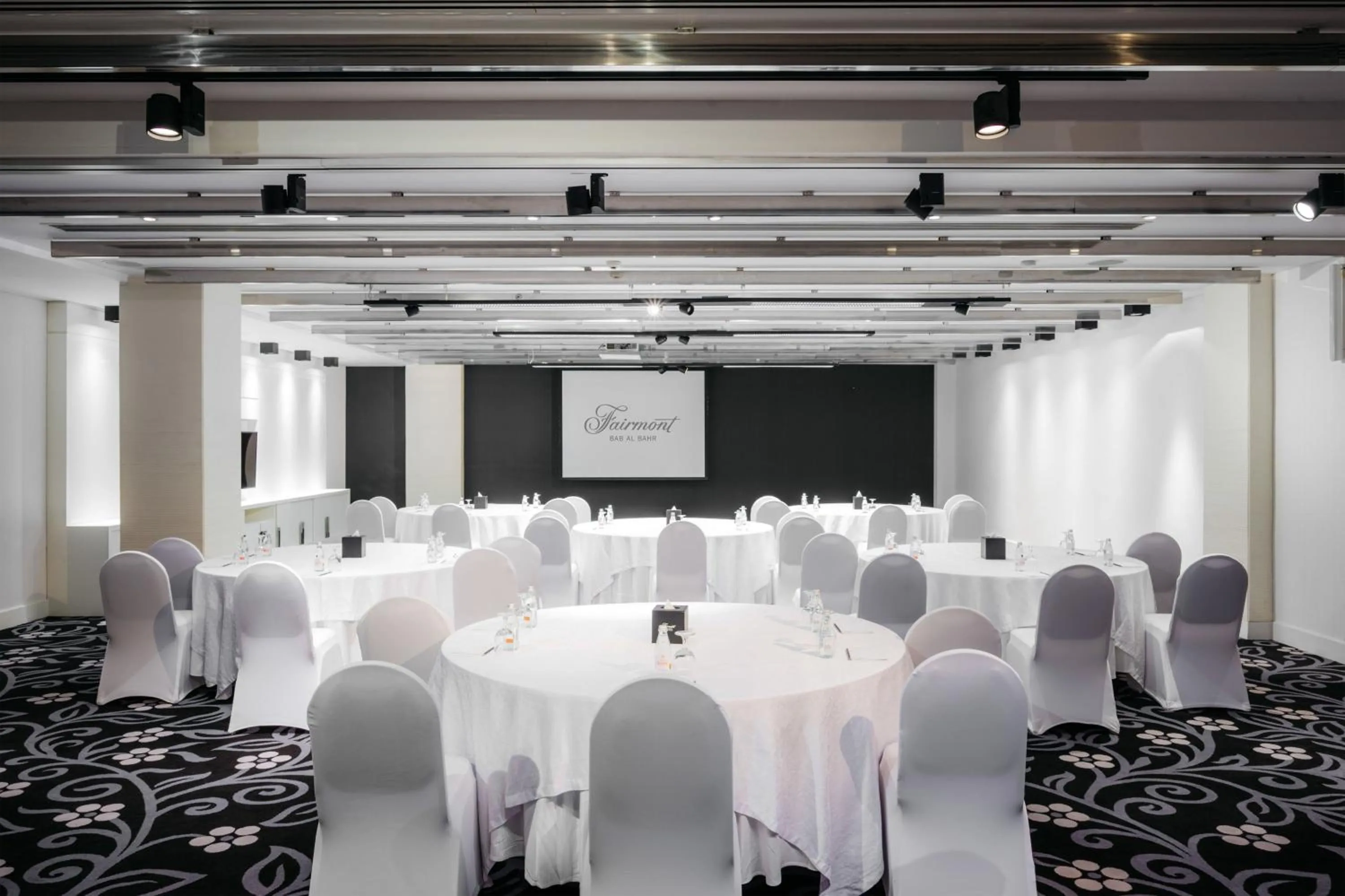 Meeting/conference room in Fairmont Bab Al Bahr