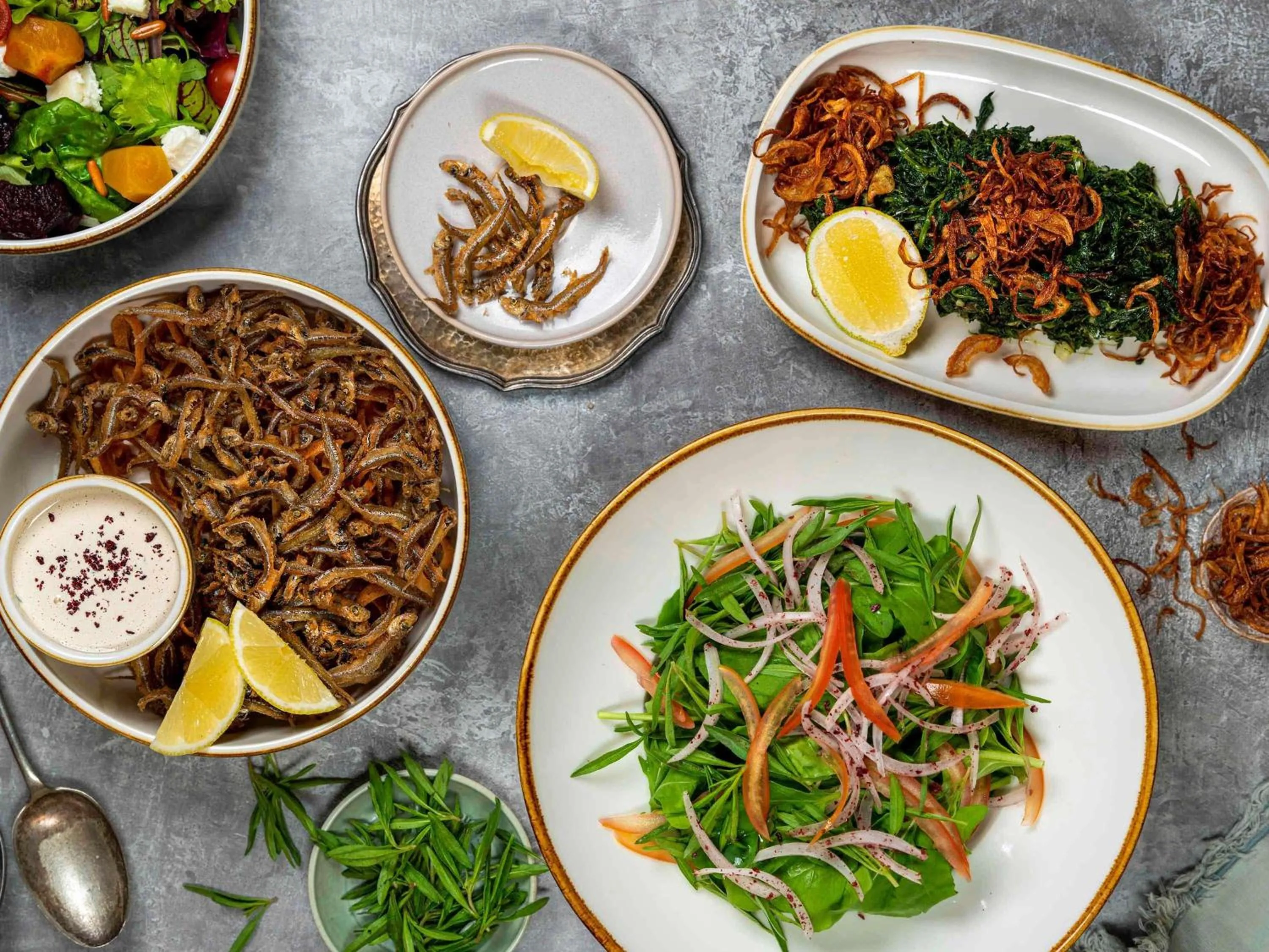 Restaurant/places to eat in Fairmont Bab Al Bahr