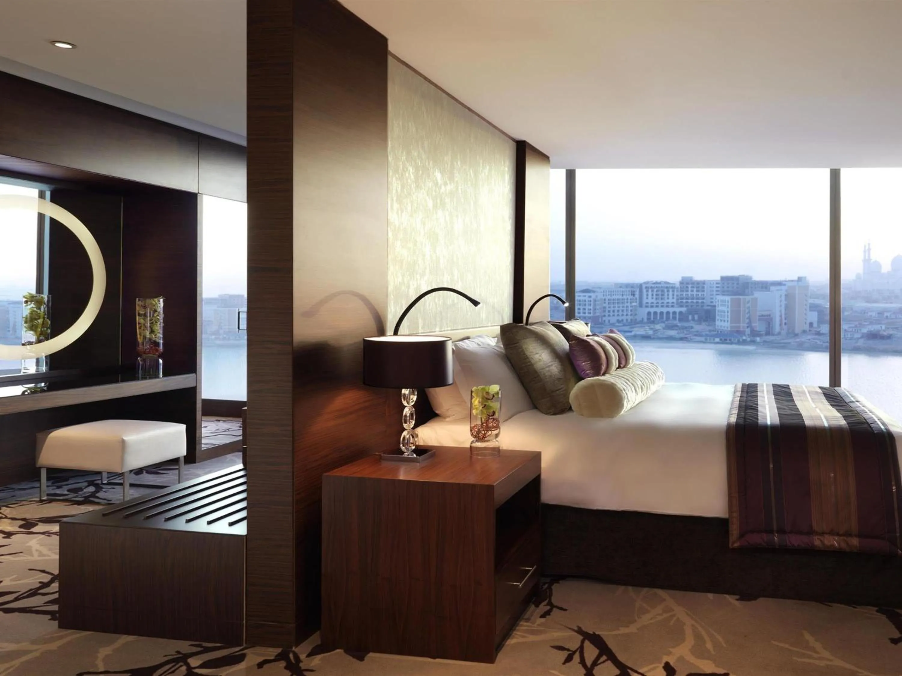 Bedroom, Bed in Fairmont Bab Al Bahr