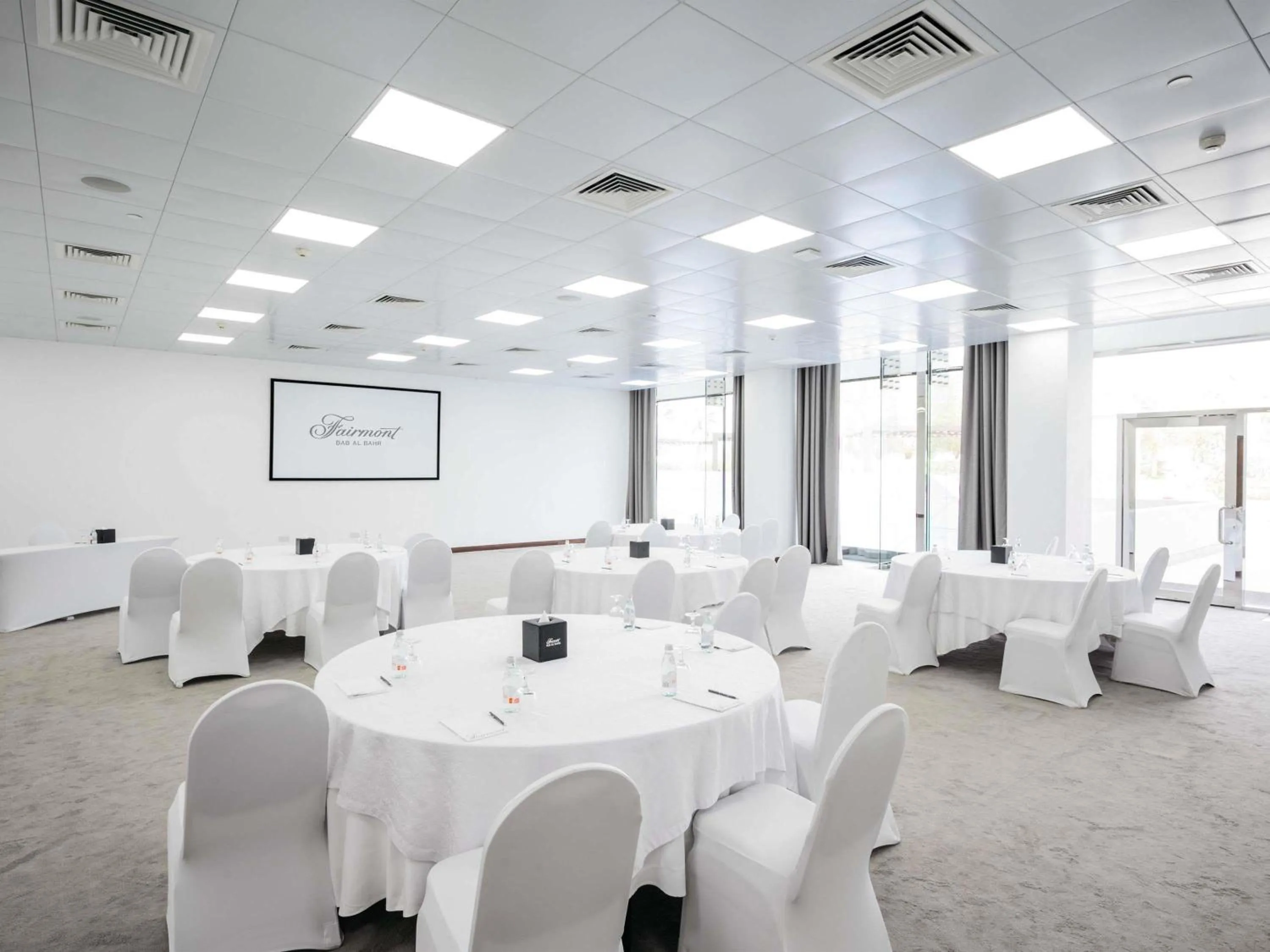 Meeting/conference room in Fairmont Bab Al Bahr