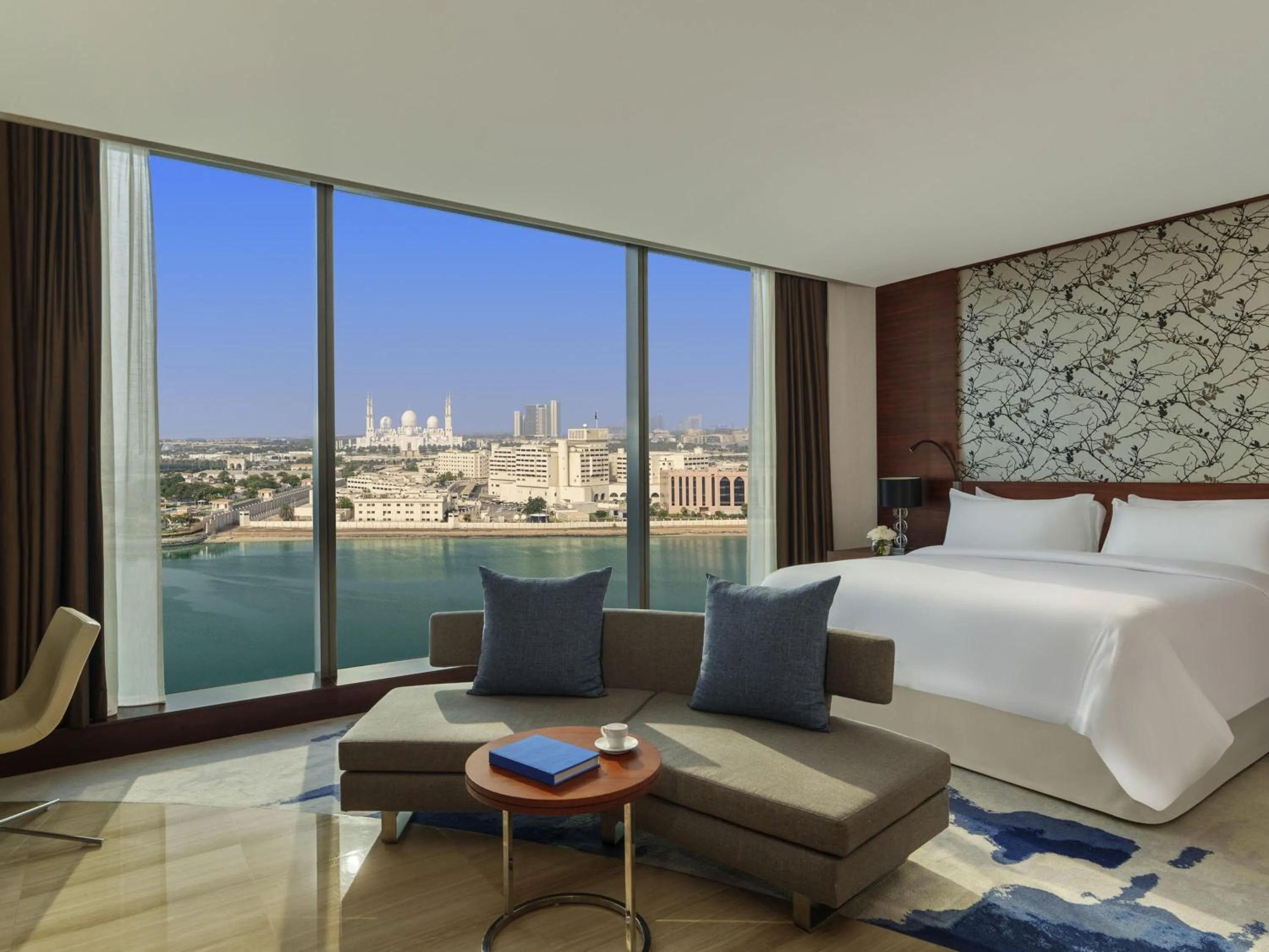 Bedroom, Bed in Fairmont Bab Al Bahr