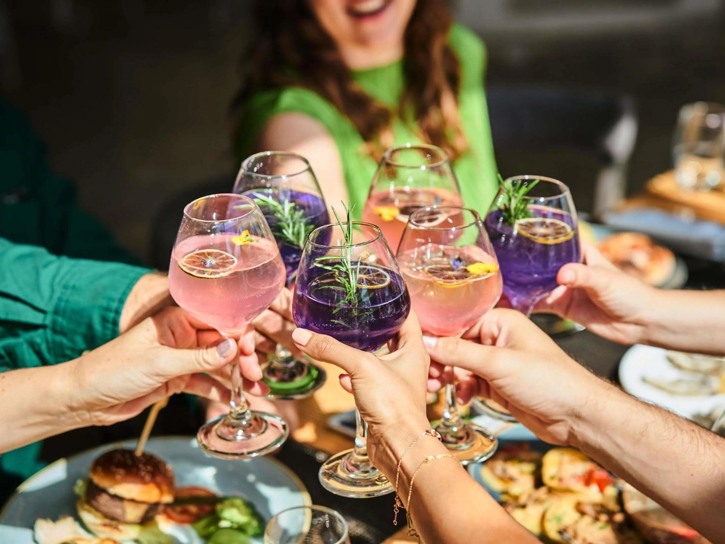 Restaurant/places to eat in Fairmont Bab Al Bahr