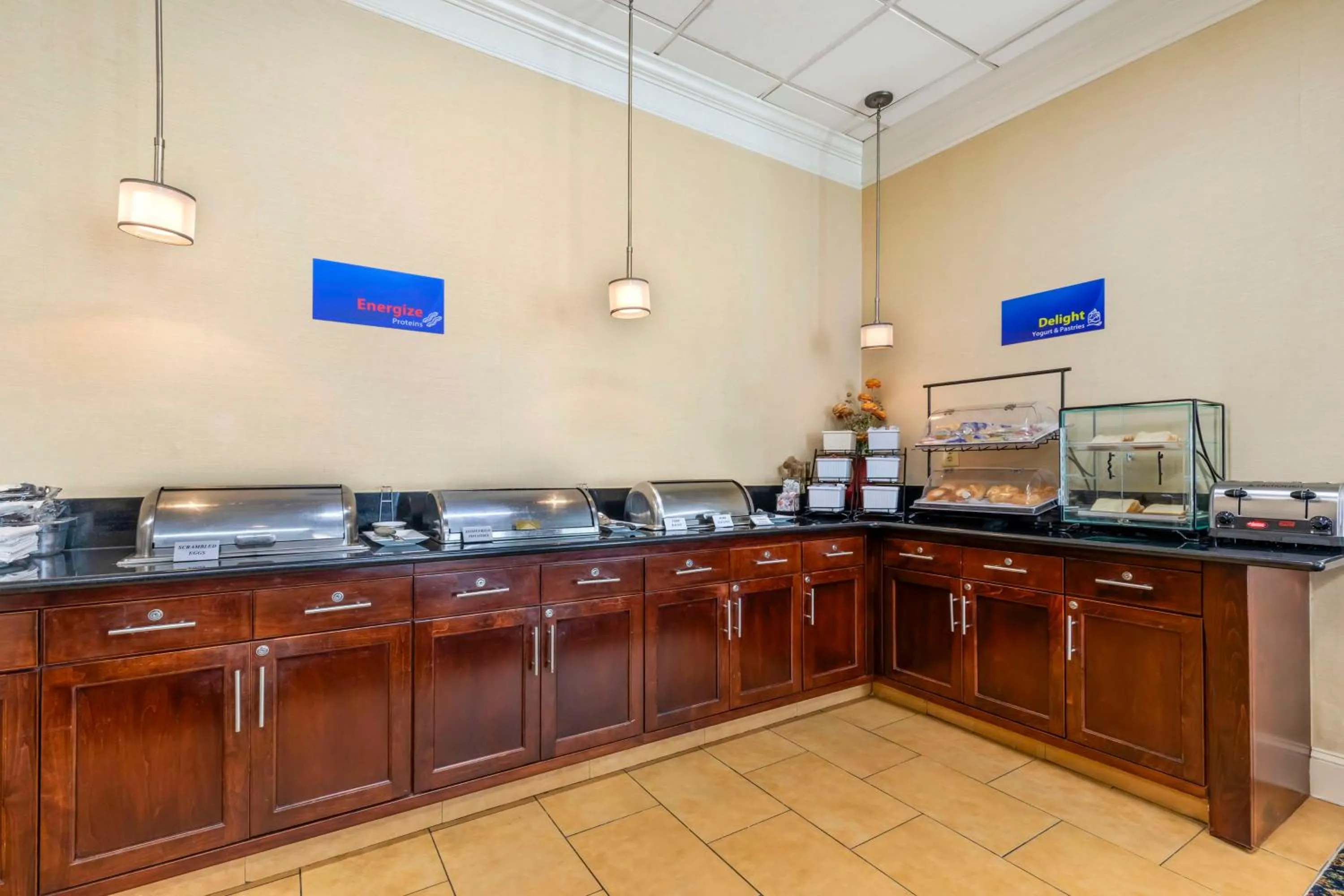 Breakfast in Best Western Capital Beltway Washington DC