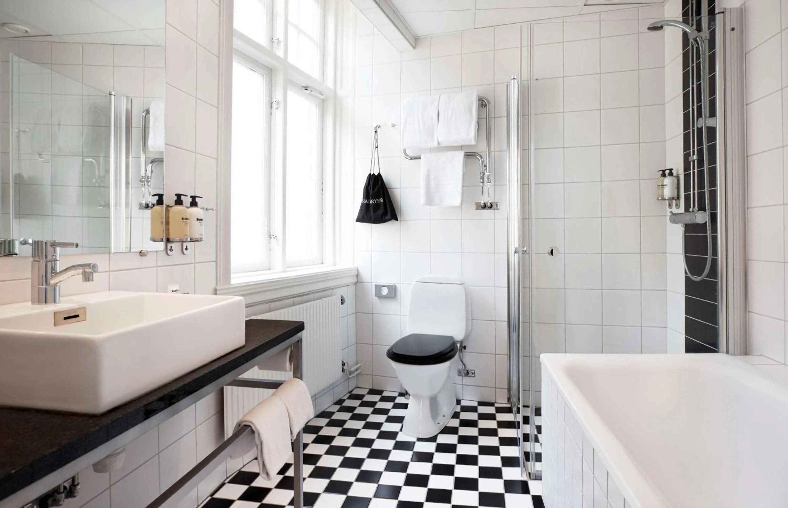 Bedroom in Scandic Stortorget