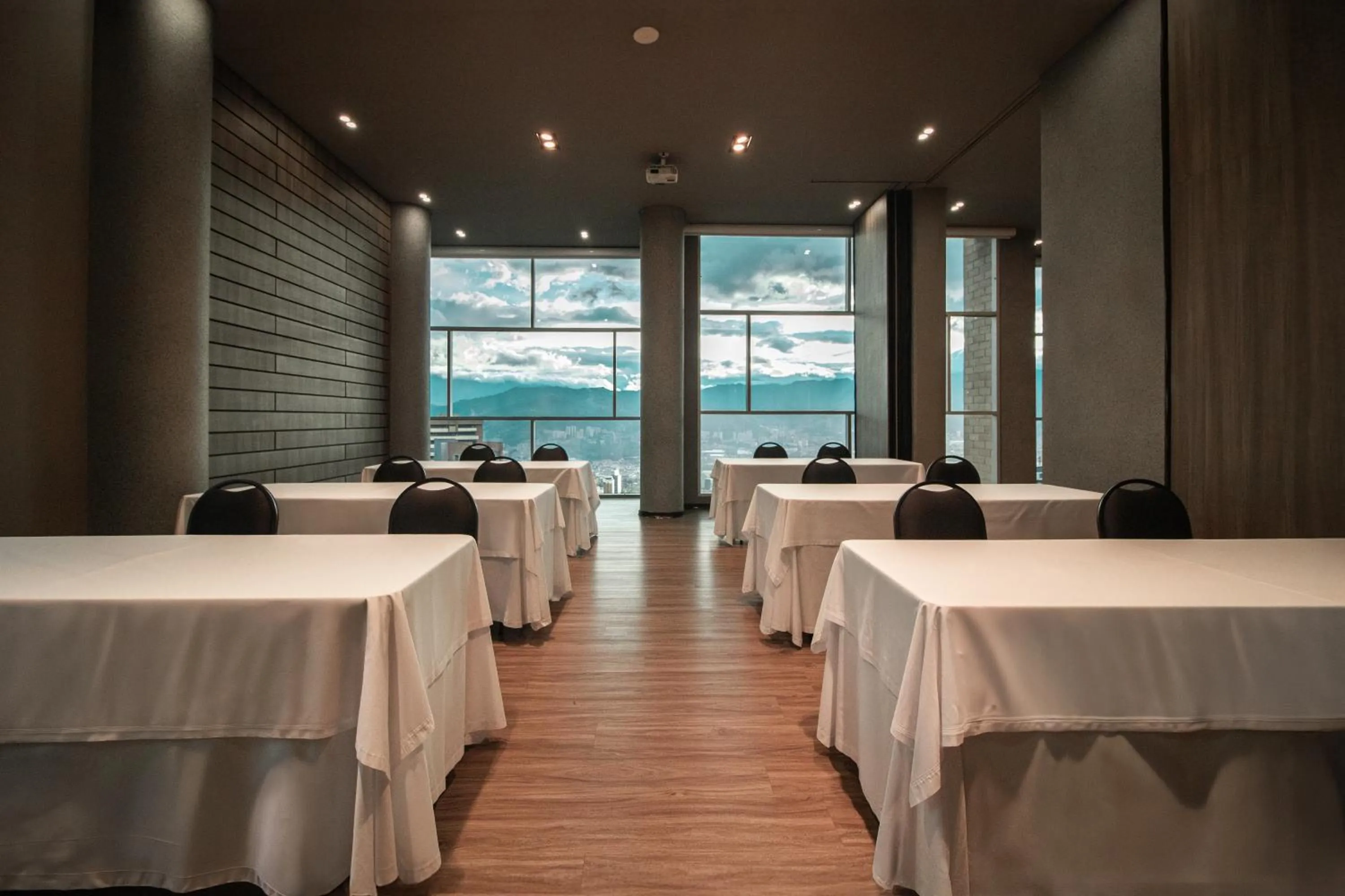 Meeting/conference room in Binn Hotel