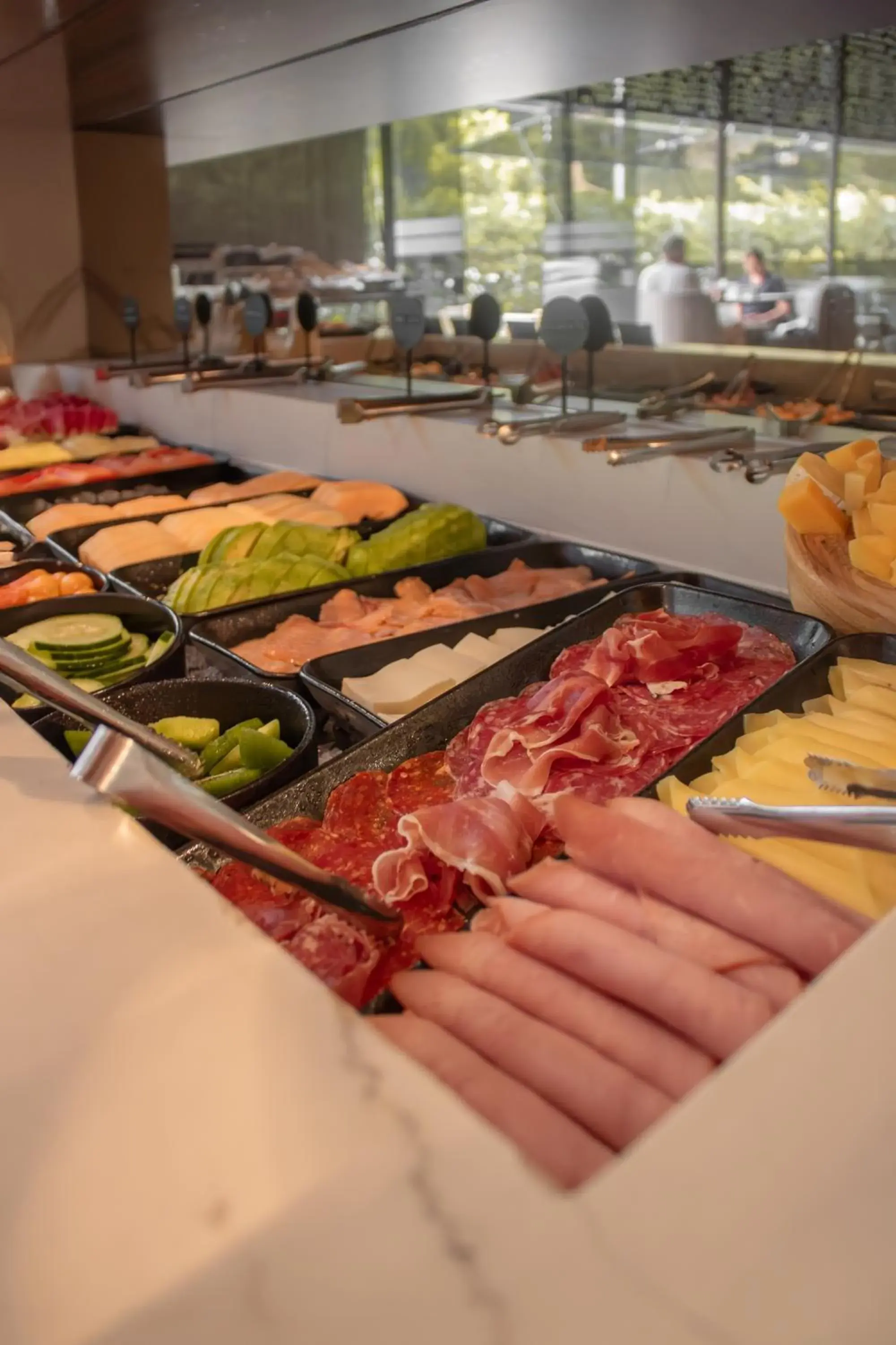 Breakfast in Binn Hotel Breakfast in Binn Hotel