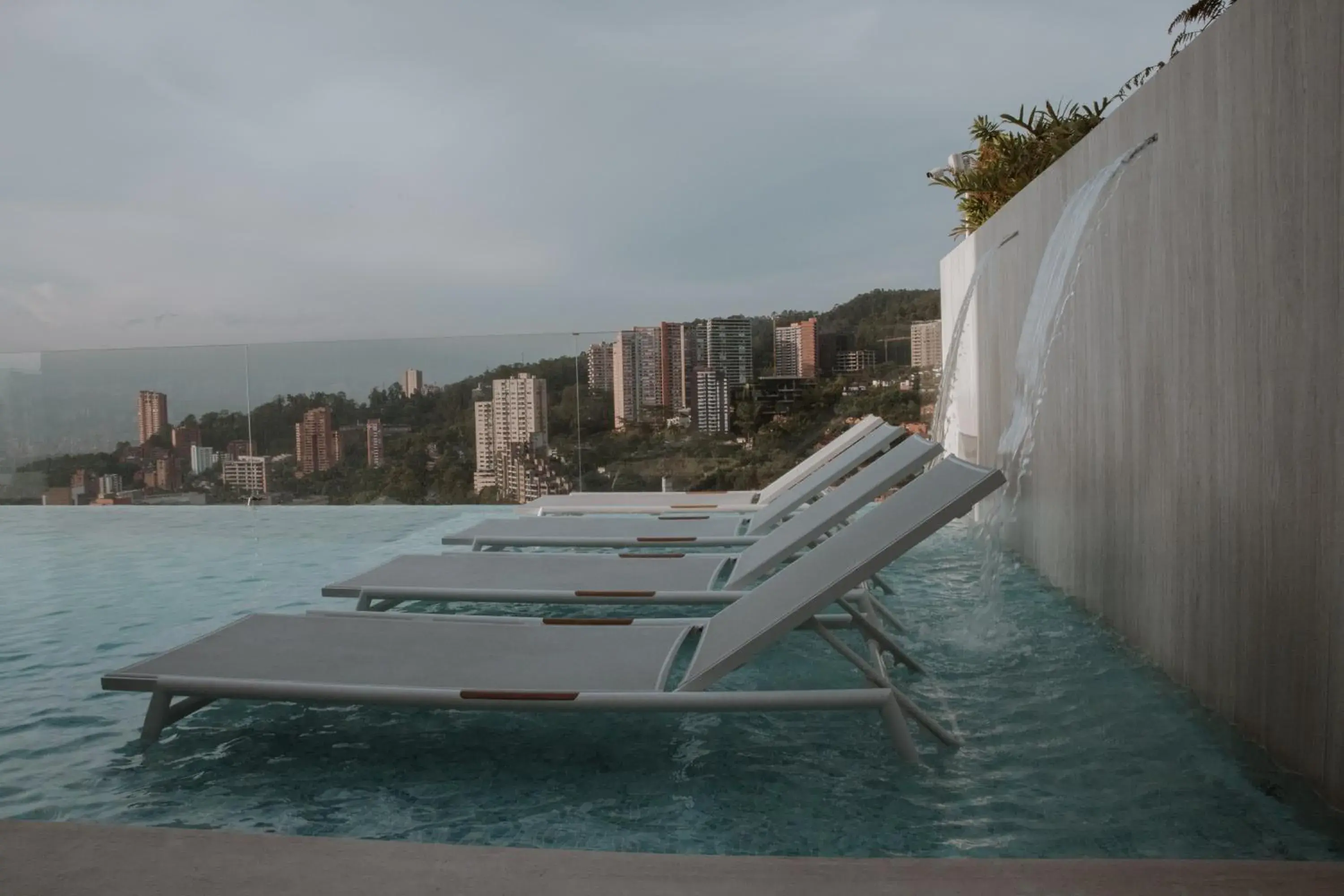 Swimming pool in Binn Hotel Swimming pool in Binn Hotel