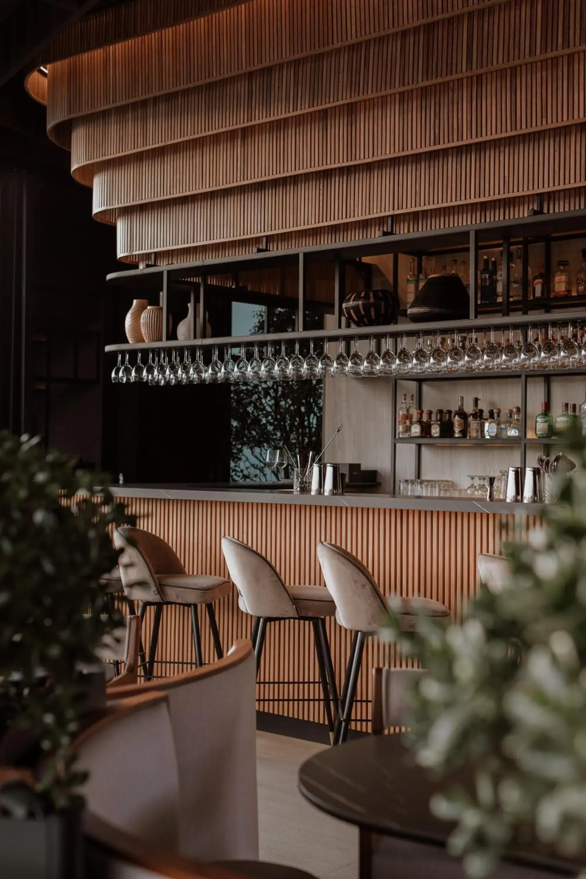 Lounge or bar in Binn Hotel Lounge or bar in Binn Hotel