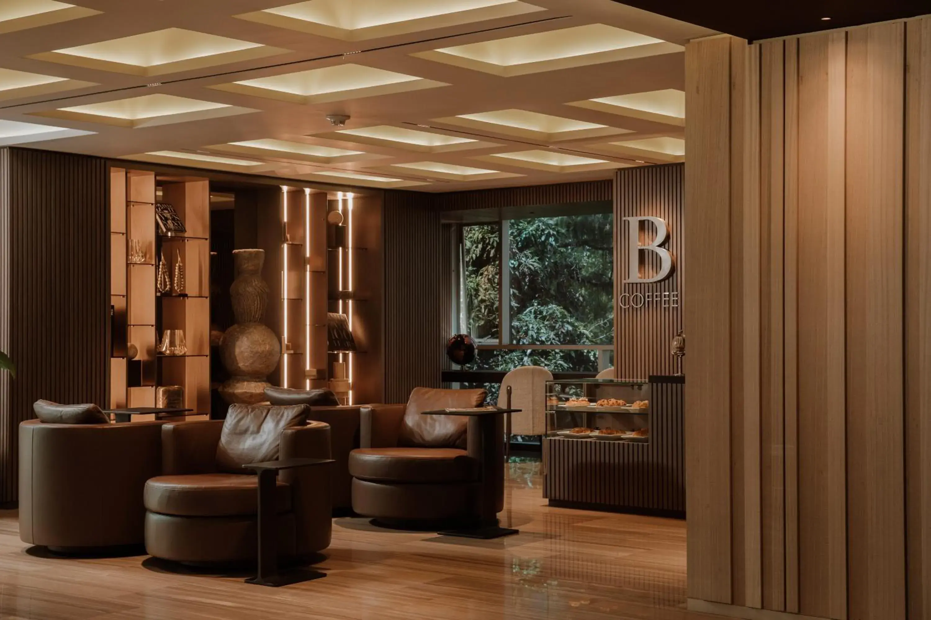 Restaurant/places to eat in Binn Hotel Restaurant/places to eat in Binn Hotel