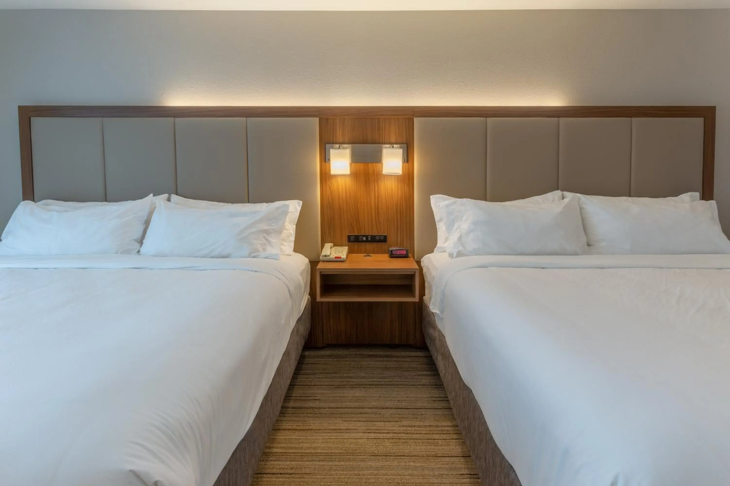 Suite with Two King Beds in Holiday Inn Express - Indianapolis - Southeast by IHG Suite with Two King Beds in Holiday Inn Express - Indianapolis - Southeast by IHG