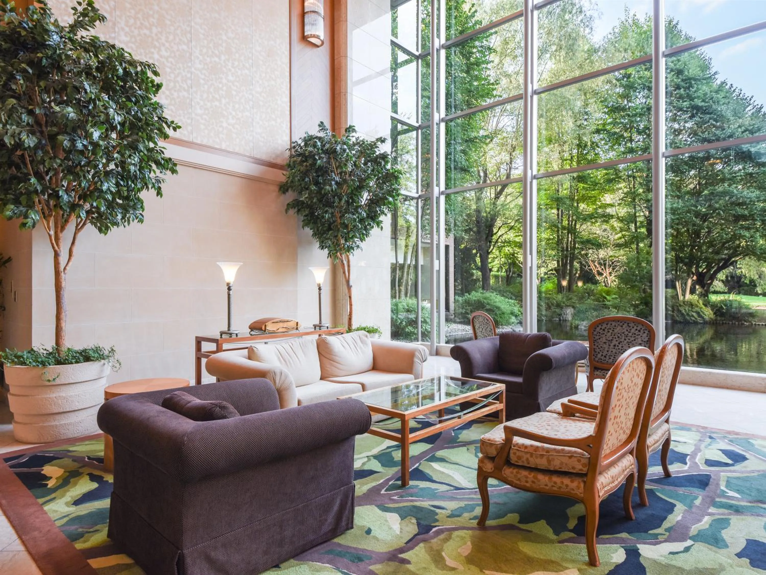 Lobby or reception in Forest Inn Showakan (Okura Hotels & Resorts)