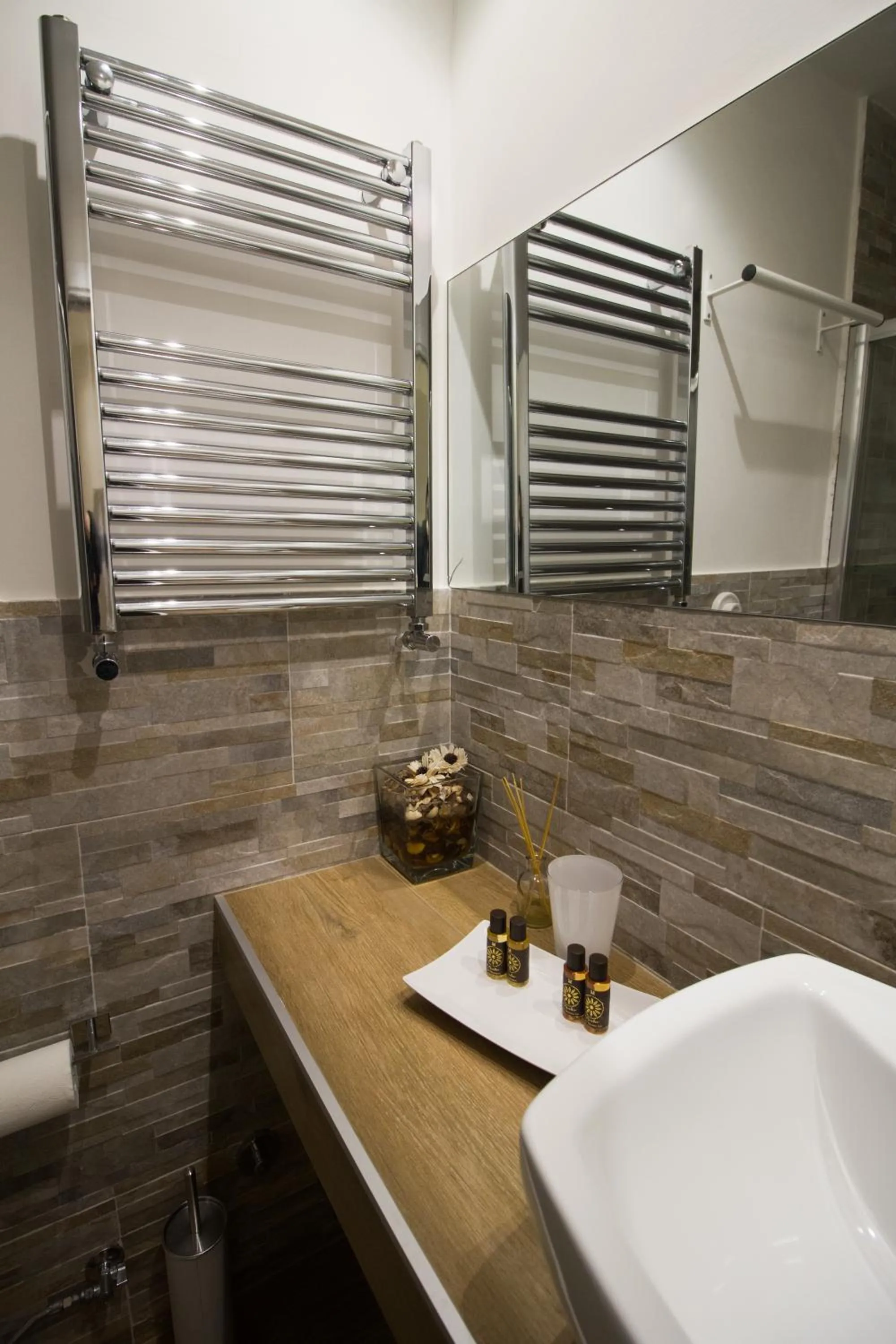 Bathroom in Art Atelier Accomodation Guest House