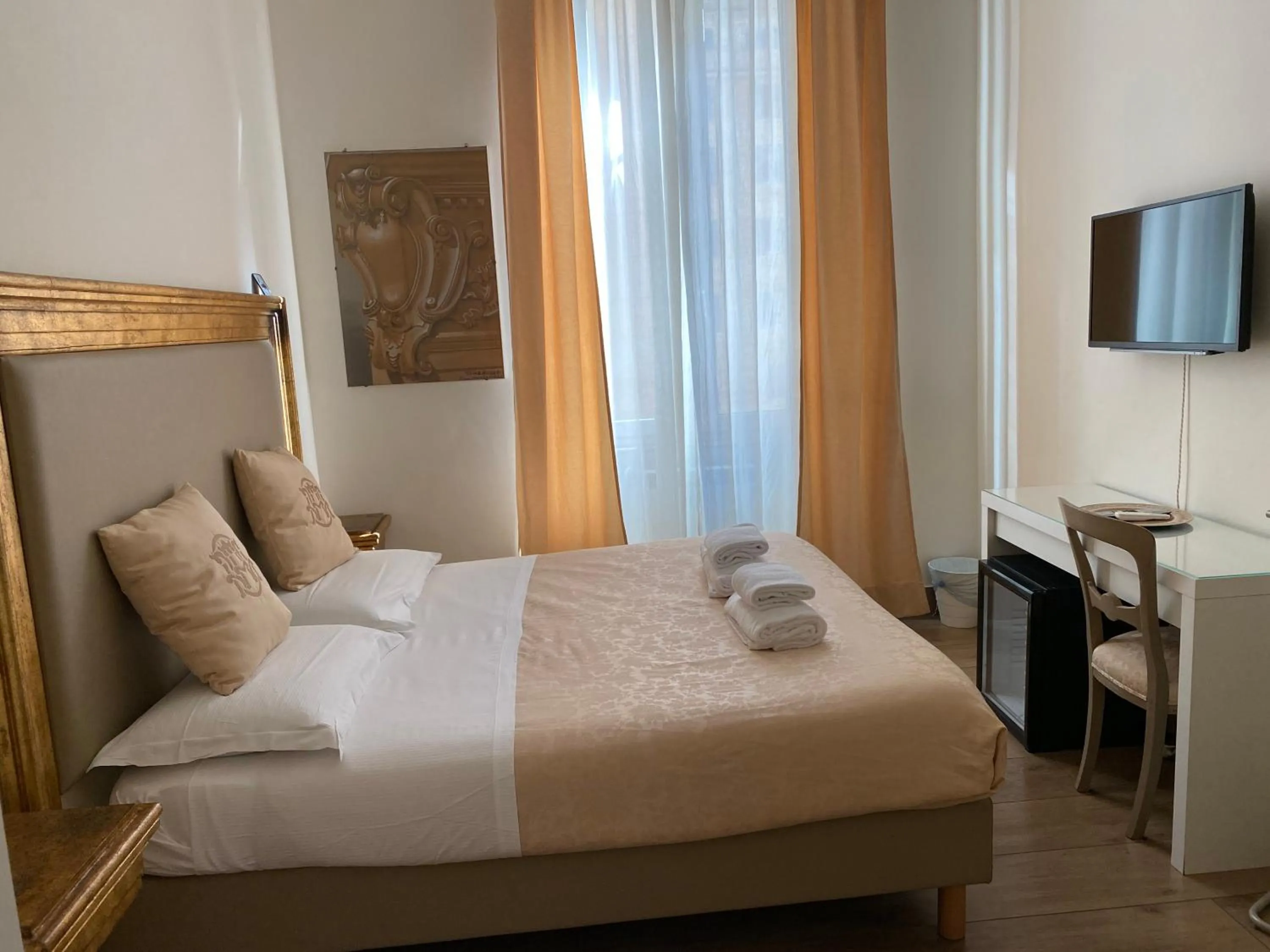 Bedroom, Bed in Art Atelier Accomodation Guest House