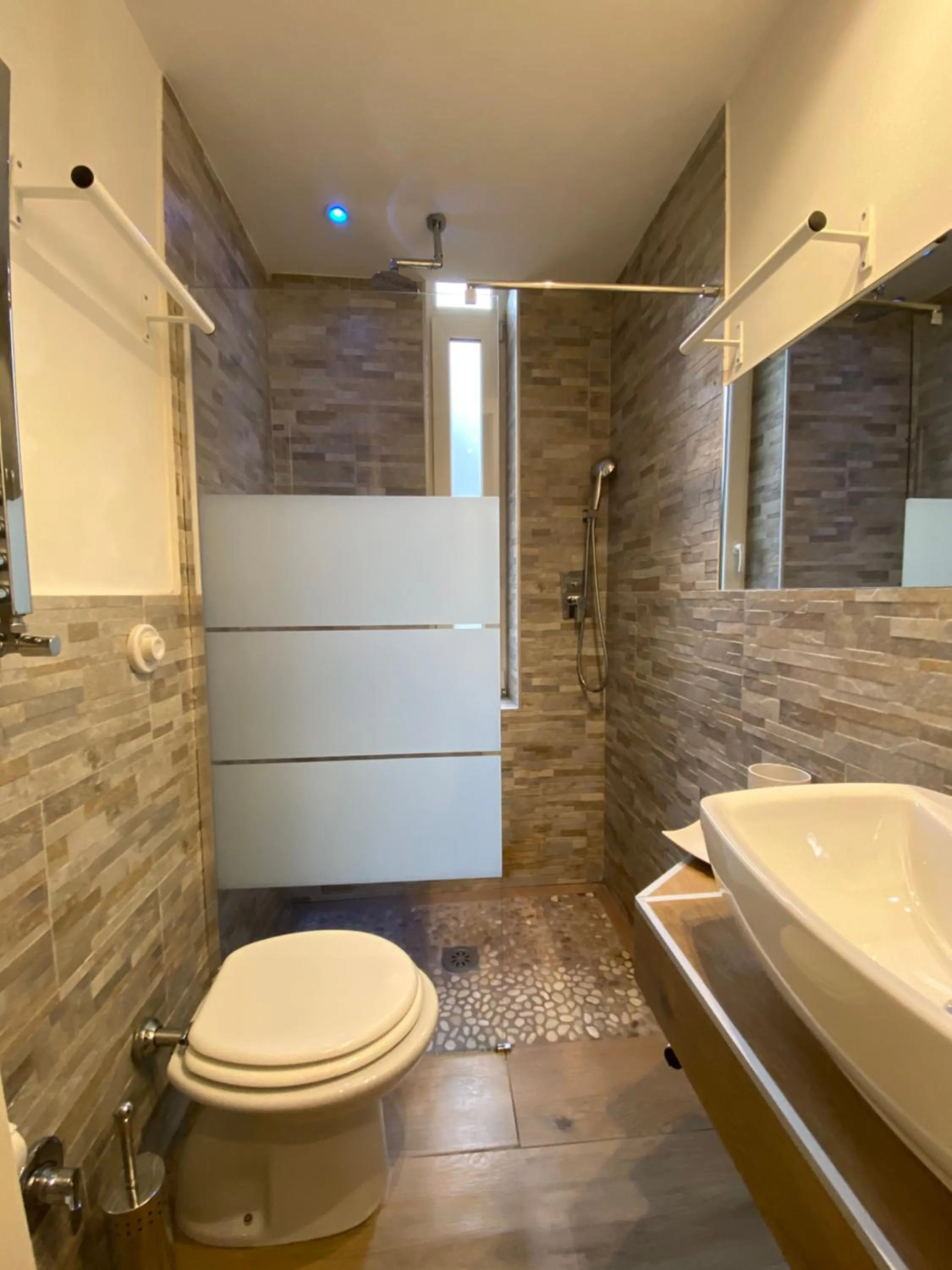 Bathroom in Art Atelier Accomodation Guest House