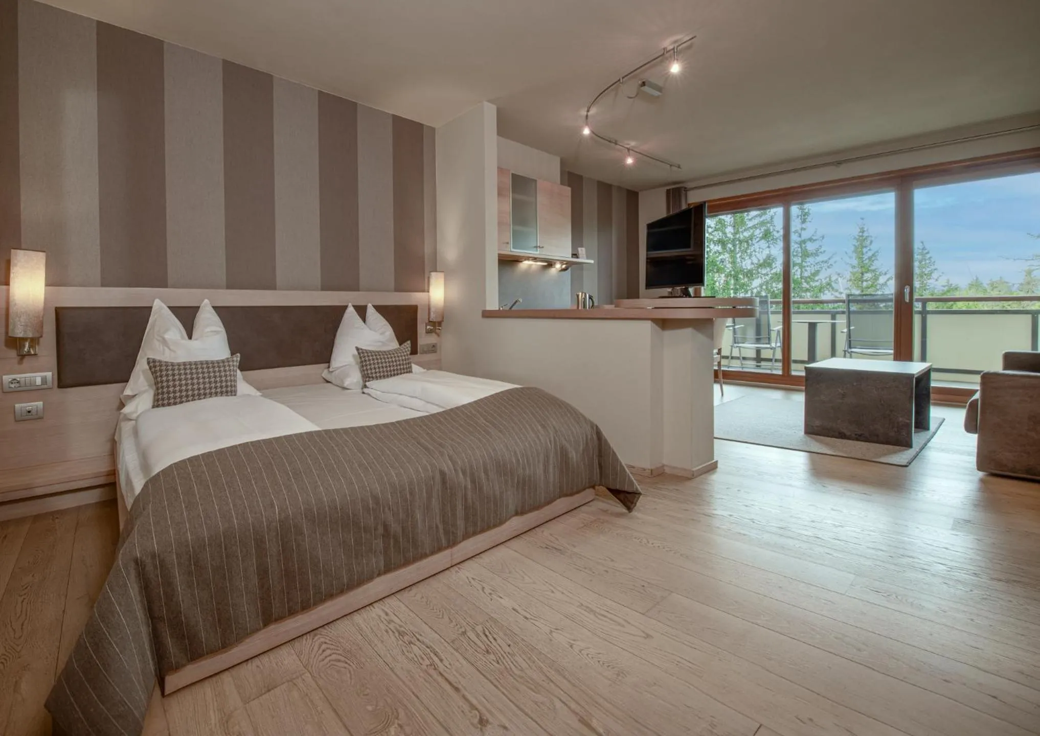 Bedroom, Bed in Josef Mountain Resort