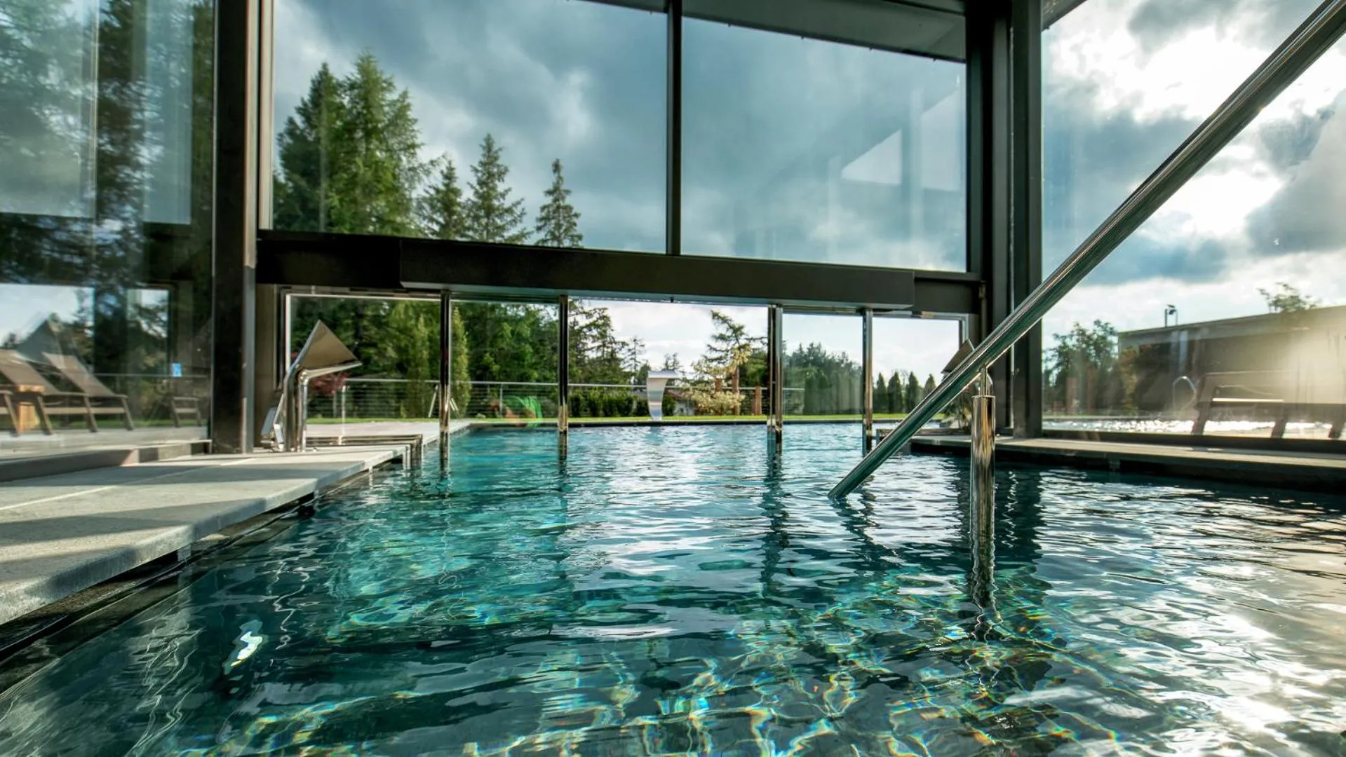 Swimming pool in Josef Mountain Resort