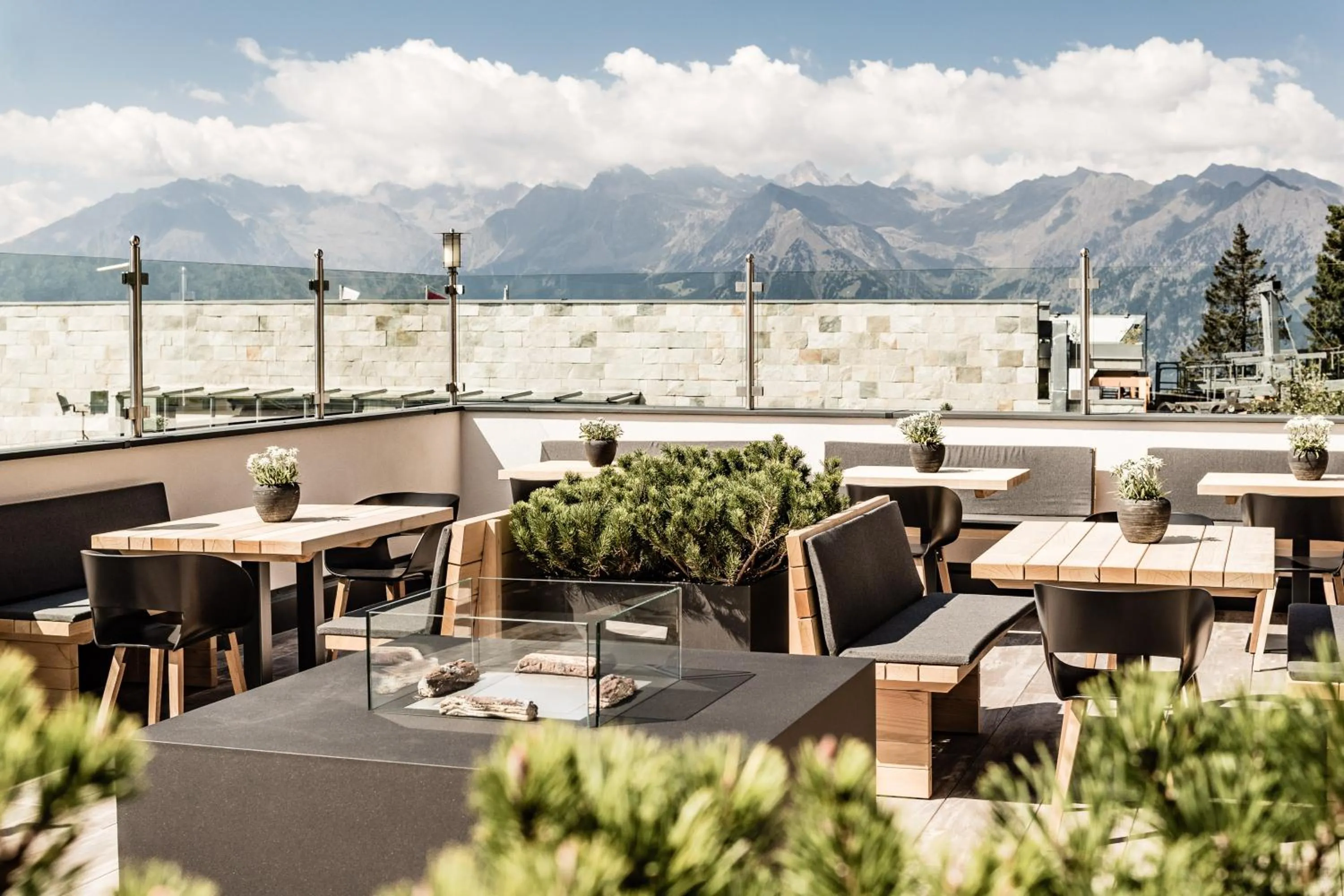 Lounge or bar in Josef Mountain Resort