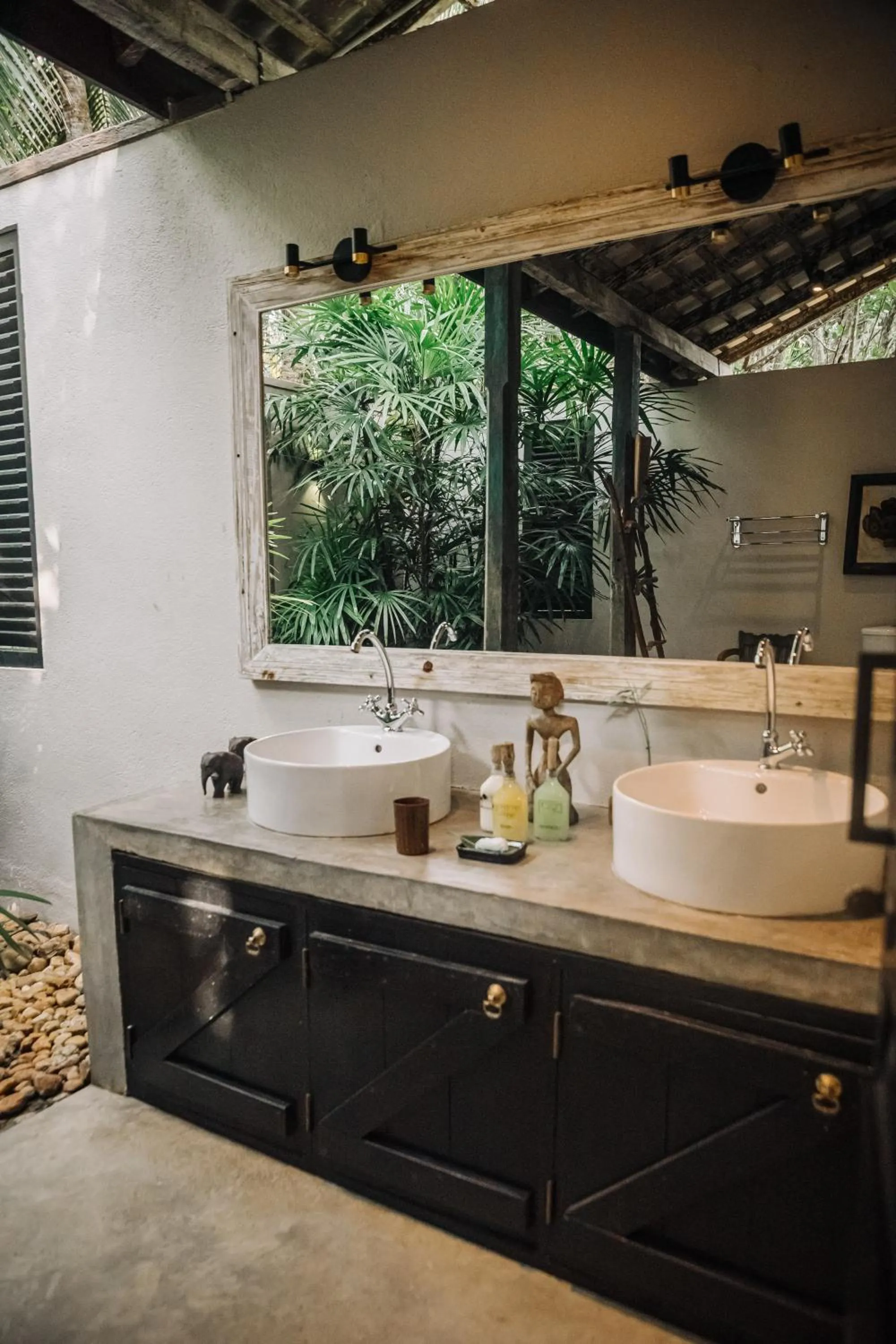 Bathroom in Ginganga Lodge