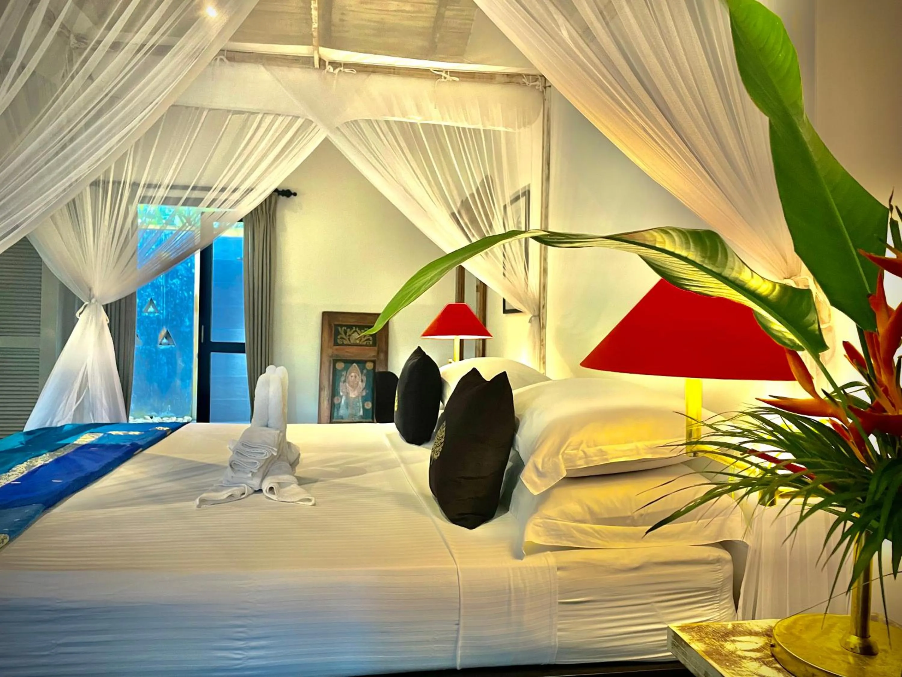 Property building, Bed in Ginganga Lodge