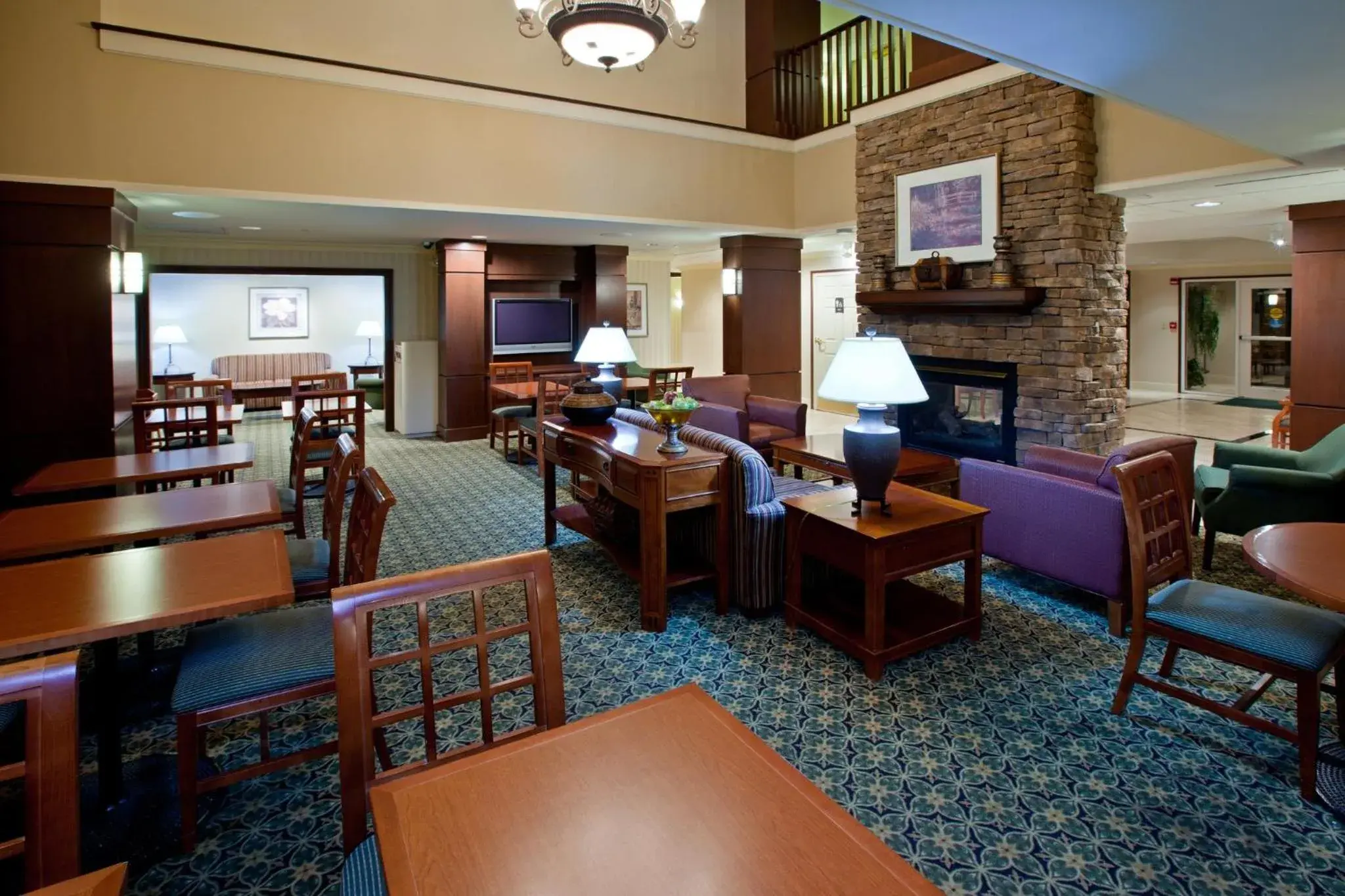 Restaurant/places to eat in Staybridge Suites Indianapolis-Airport by IHG Restaurant/places to eat in Staybridge Suites Indianapolis-Airport by IHG