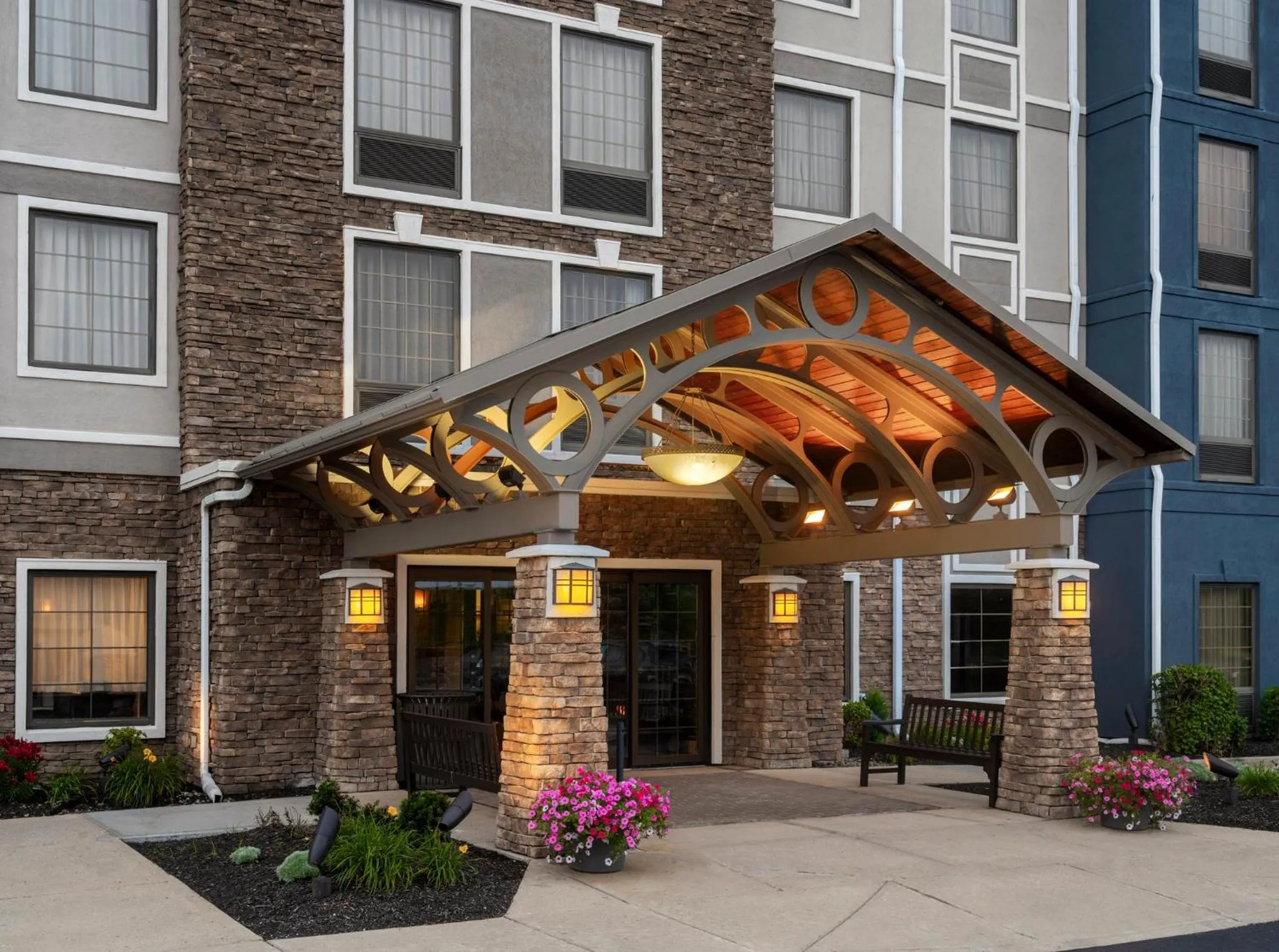Property building in Staybridge Suites Indianapolis-Airport by IHG