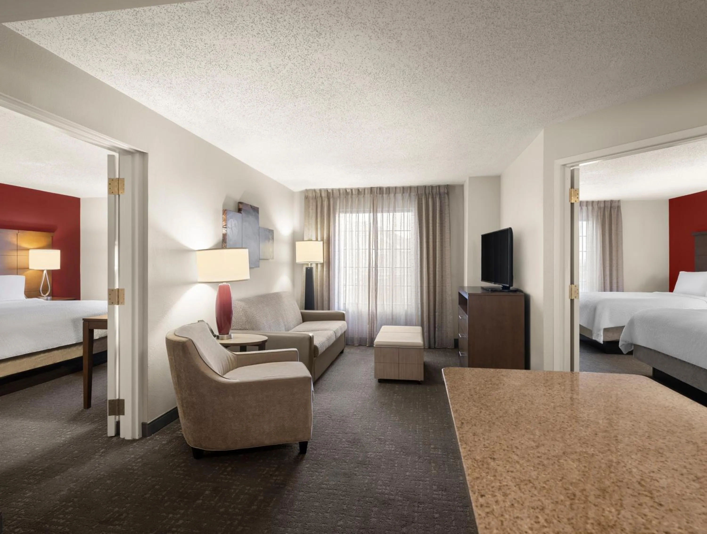 Photo of the whole room, Bed in Staybridge Suites Indianapolis-Airport by IHG
