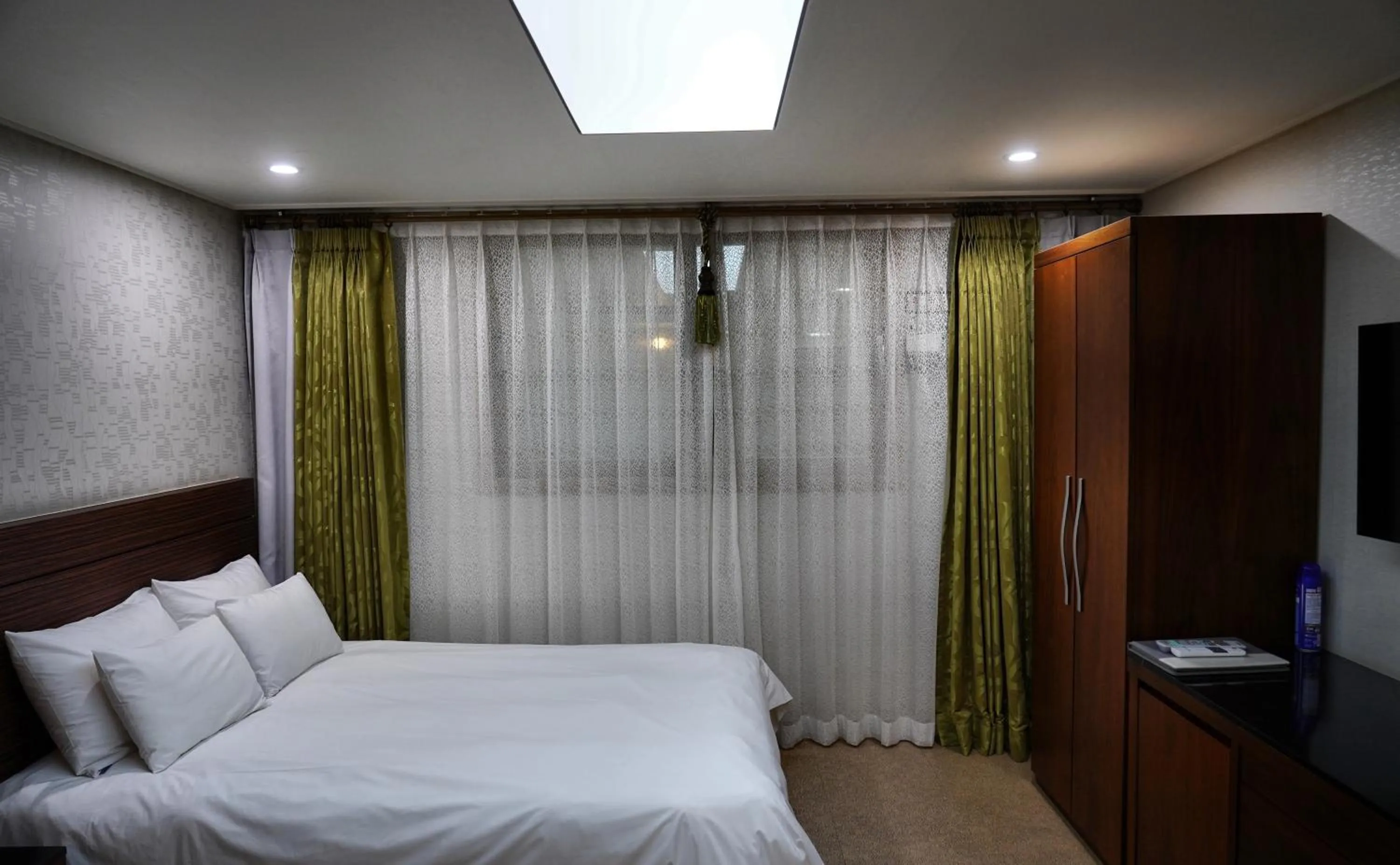 Bed in The Stay Century Hotel