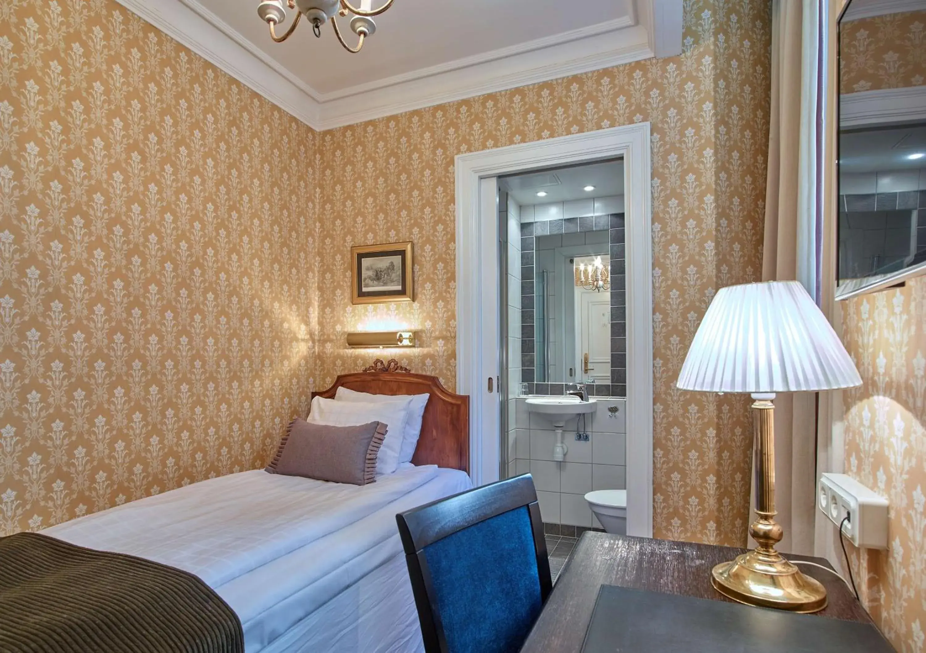 Photo of the whole room, Bed in Scandic Gamla Stan Photo of the whole room, Bed in Scandic Gamla Stan