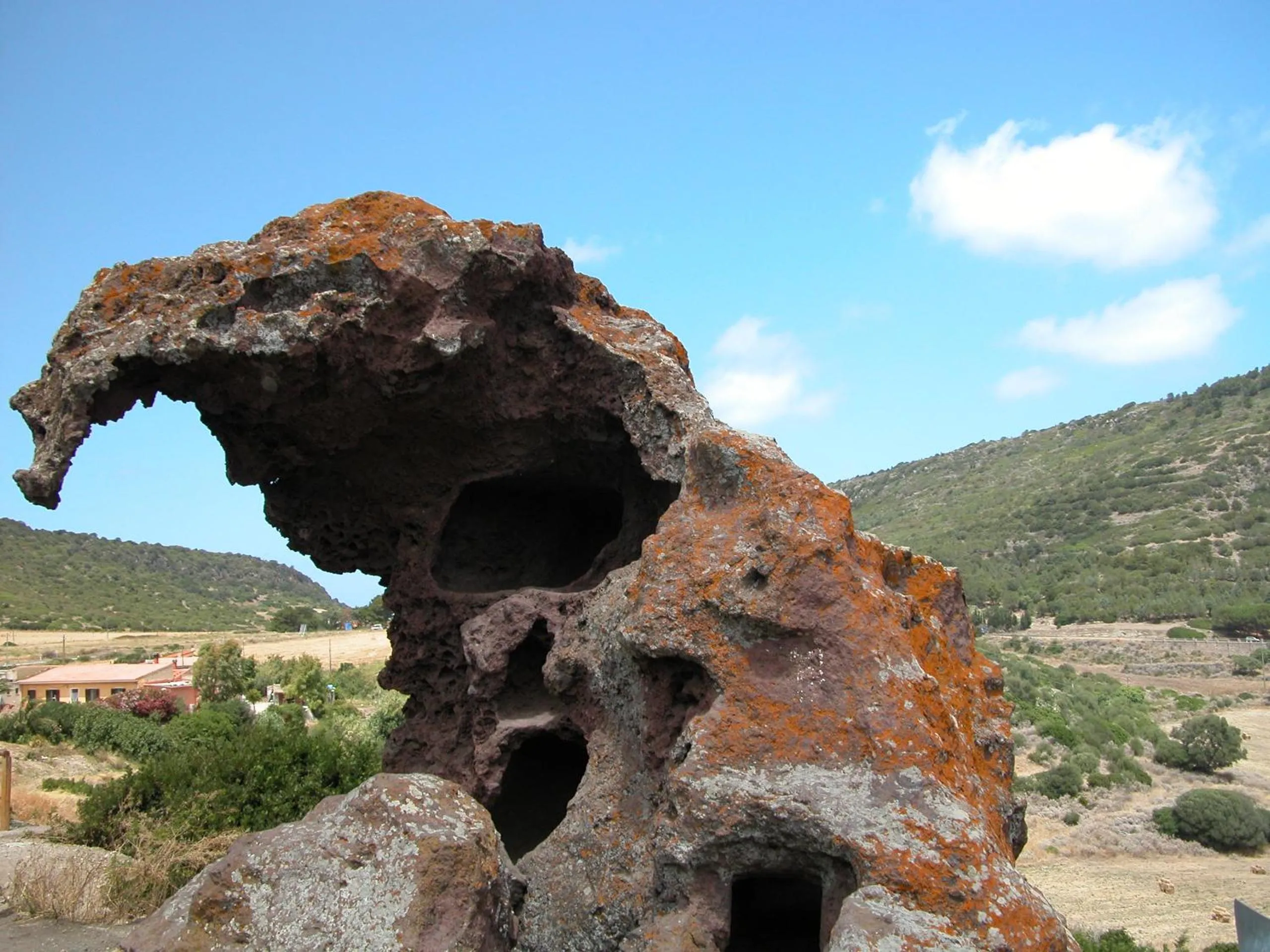 Nearby landmark in La Colbula