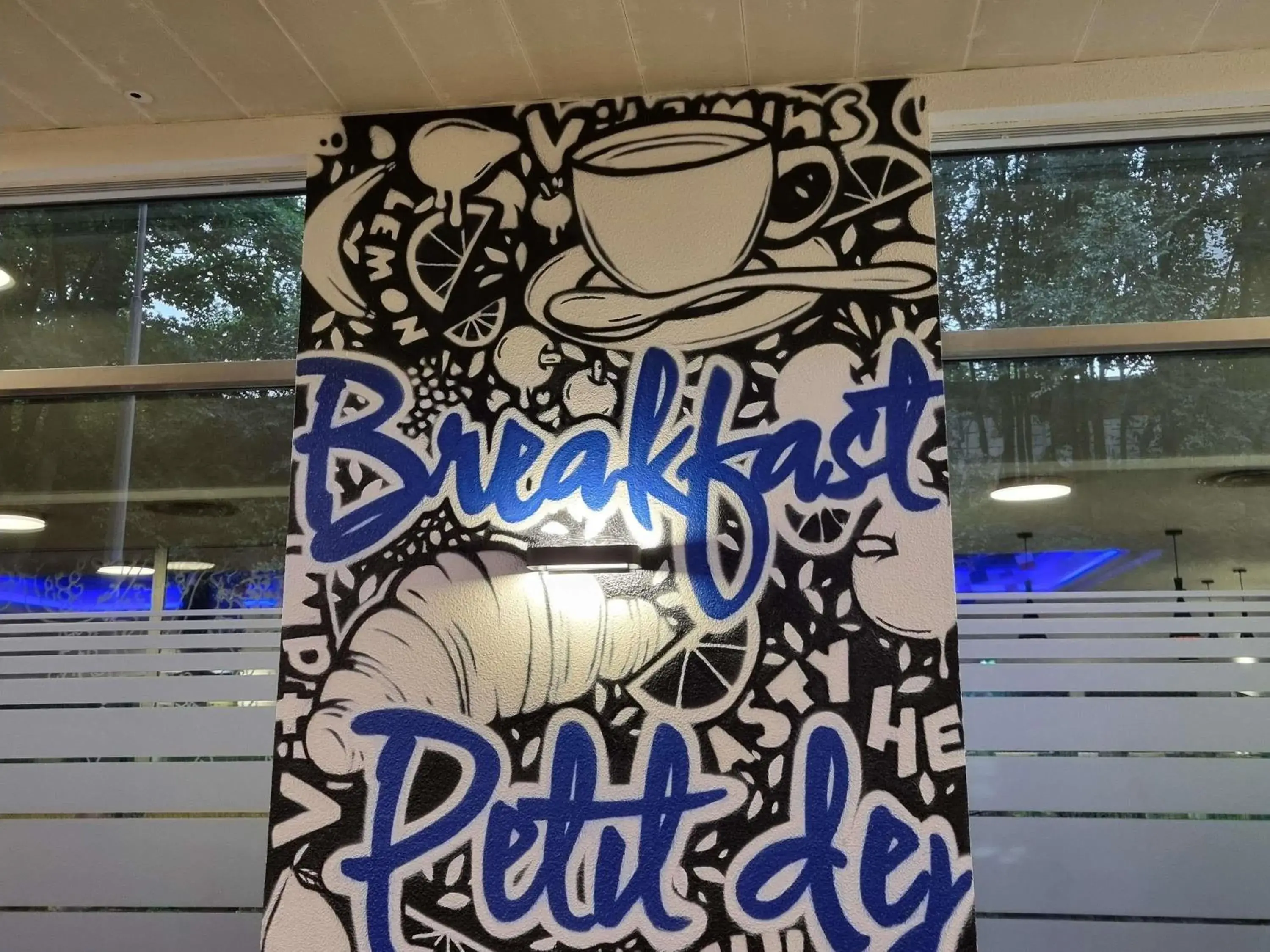 Breakfast in ibis budget Paris Porte De Montmartre Breakfast in ibis budget Paris Porte De Montmartre