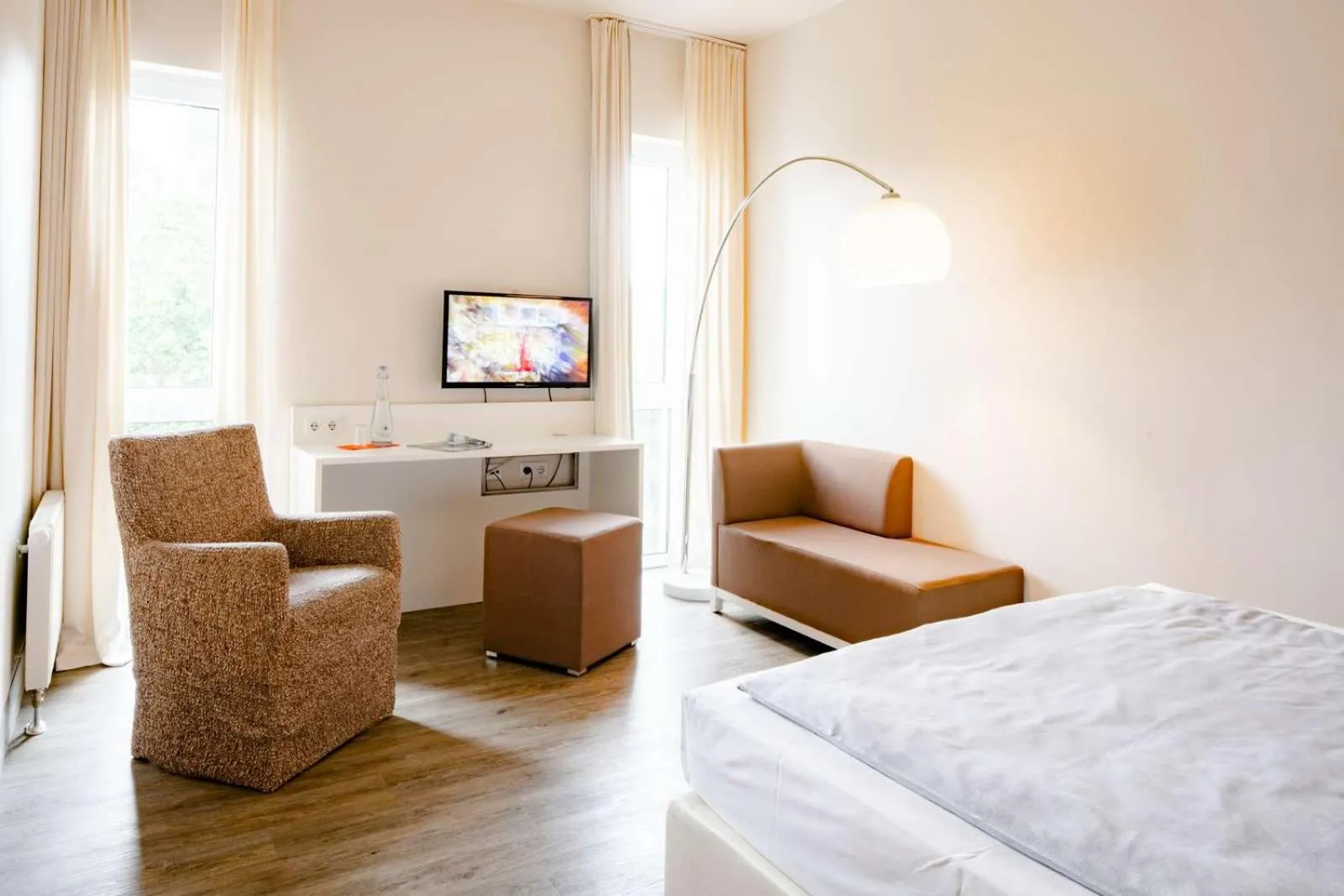 Bed in Friendly Cityhotel Oktopus