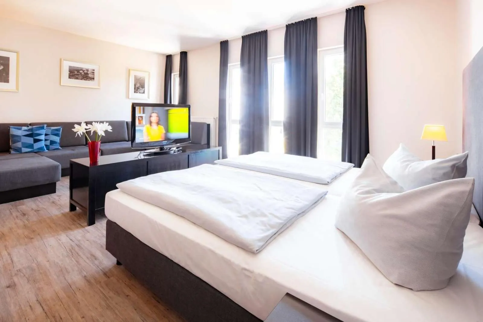 Bed in Friendly Cityhotel Oktopus