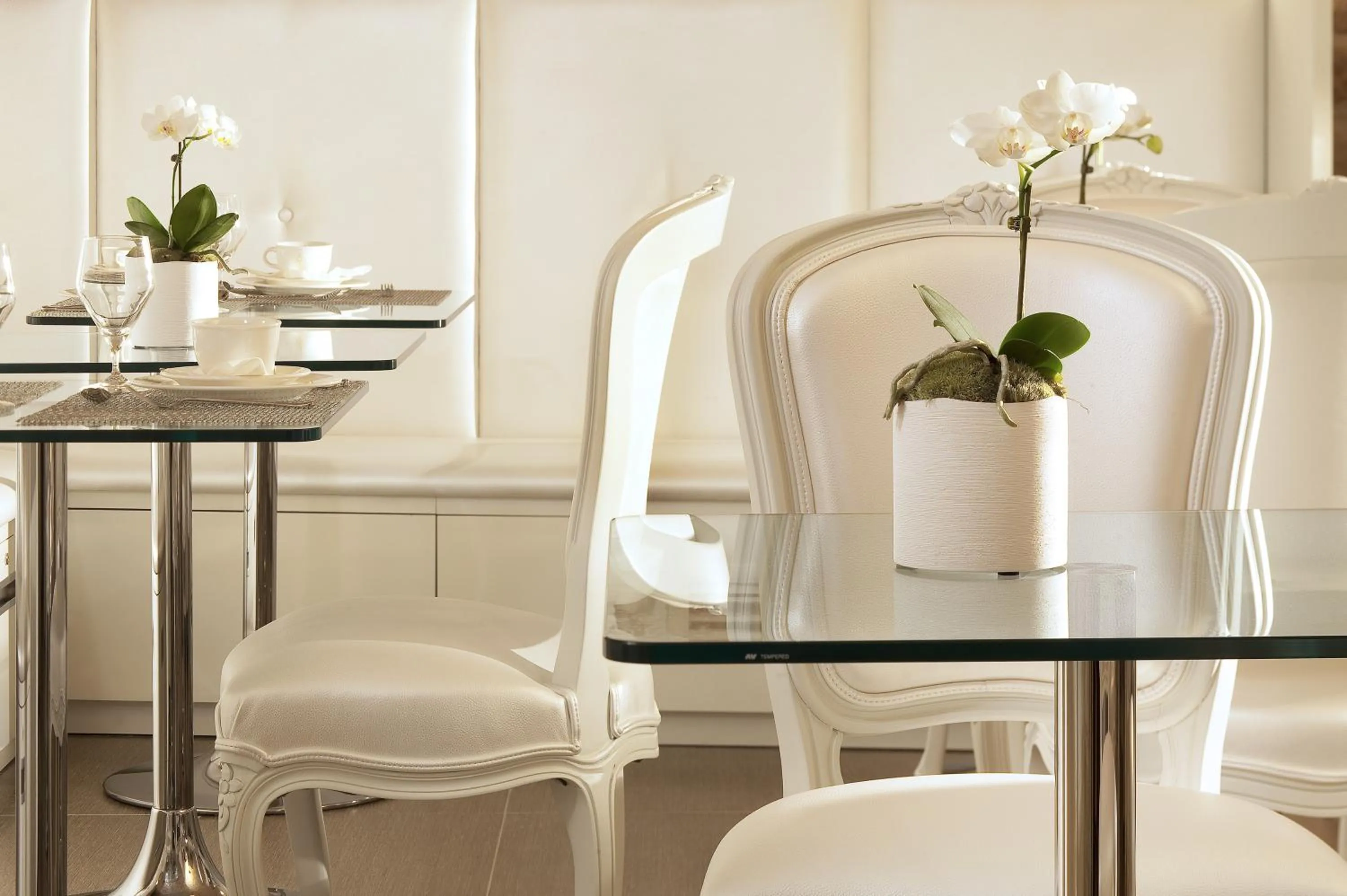 Restaurant/places to eat in Hôtel Caron le Marais