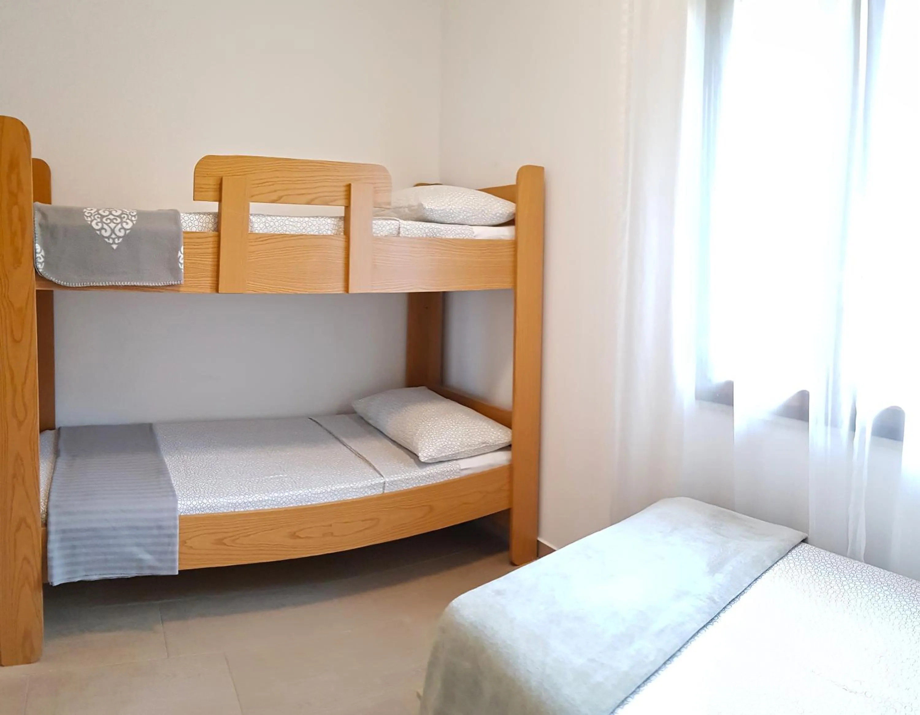 Bedroom, Bed in Casa Gina Garden and view by Gardadomusmea