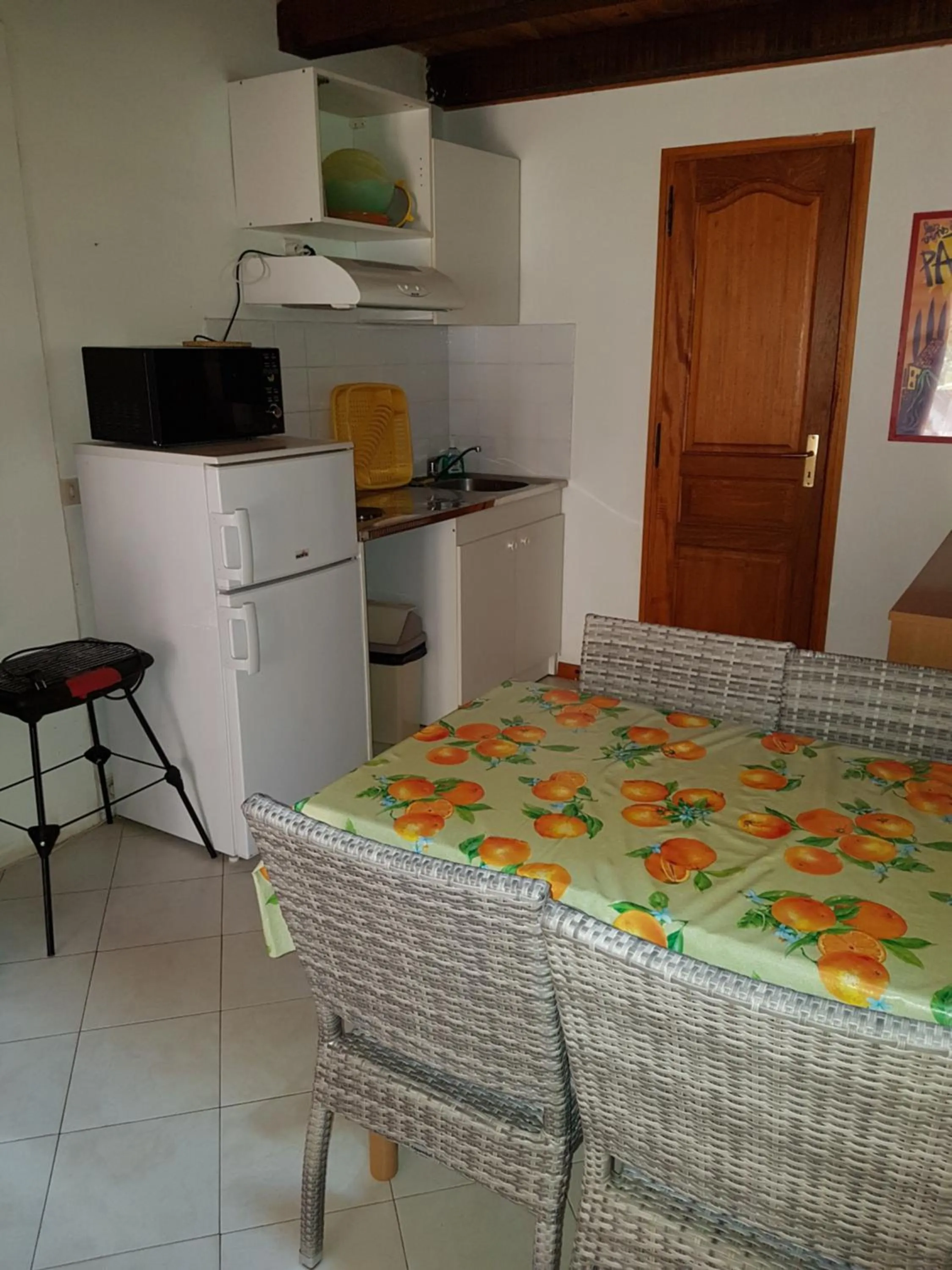 Kitchen or kitchenette in A CASA DI L'ALIVU