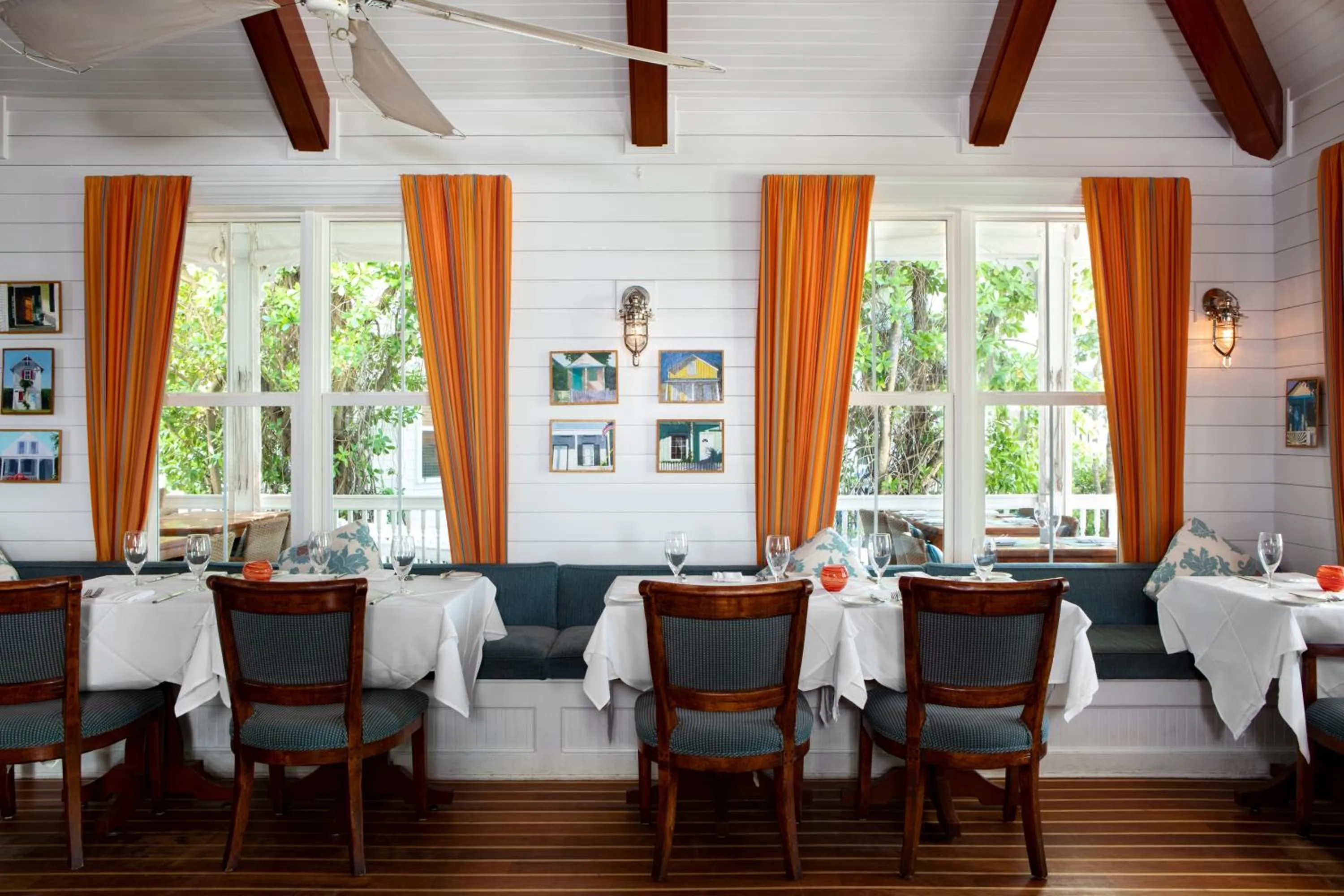 Restaurant/places to eat in Tranquility Bay Resort