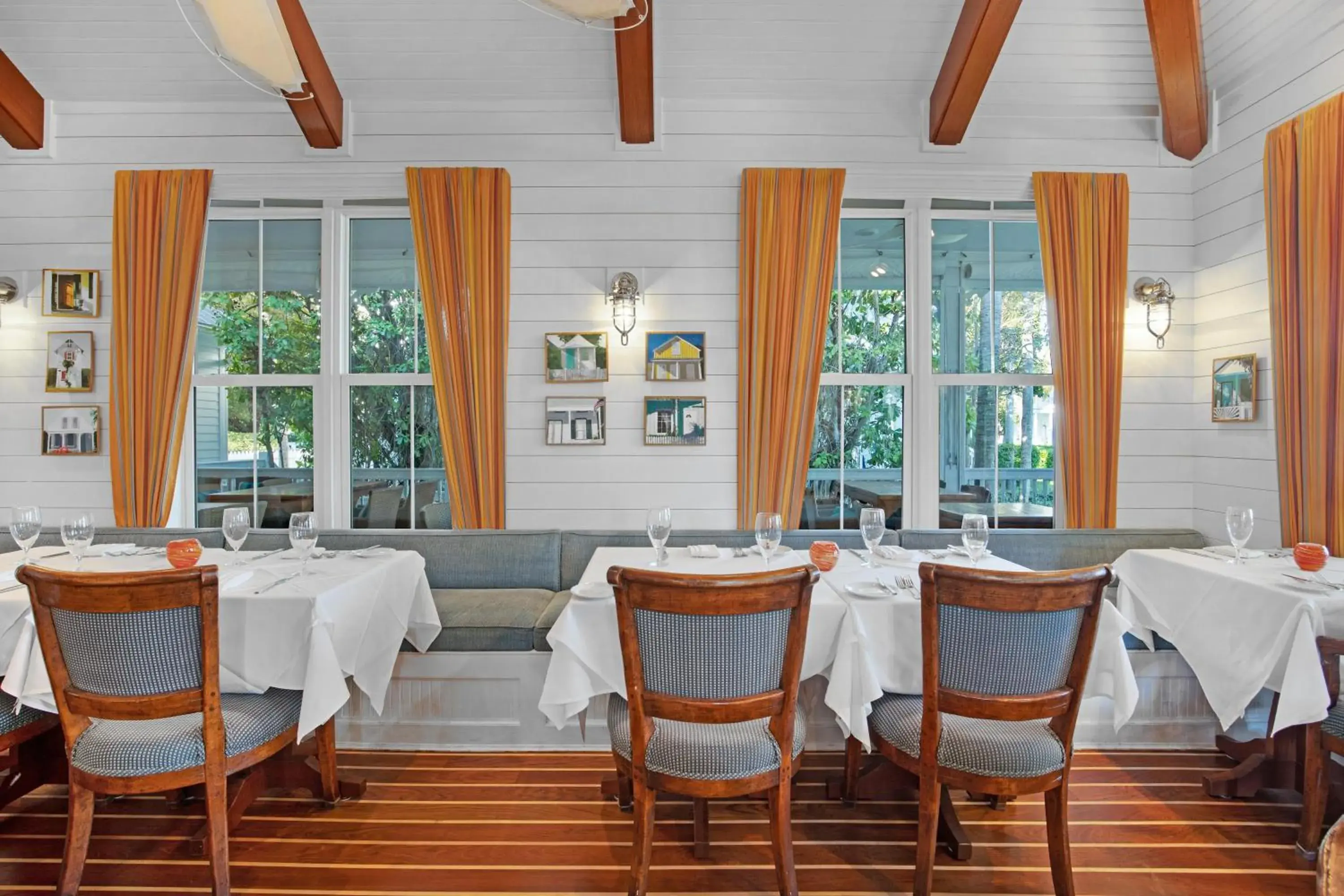 Restaurant/places to eat in Tranquility Bay Resort Restaurant/places to eat in Tranquility Bay Resort