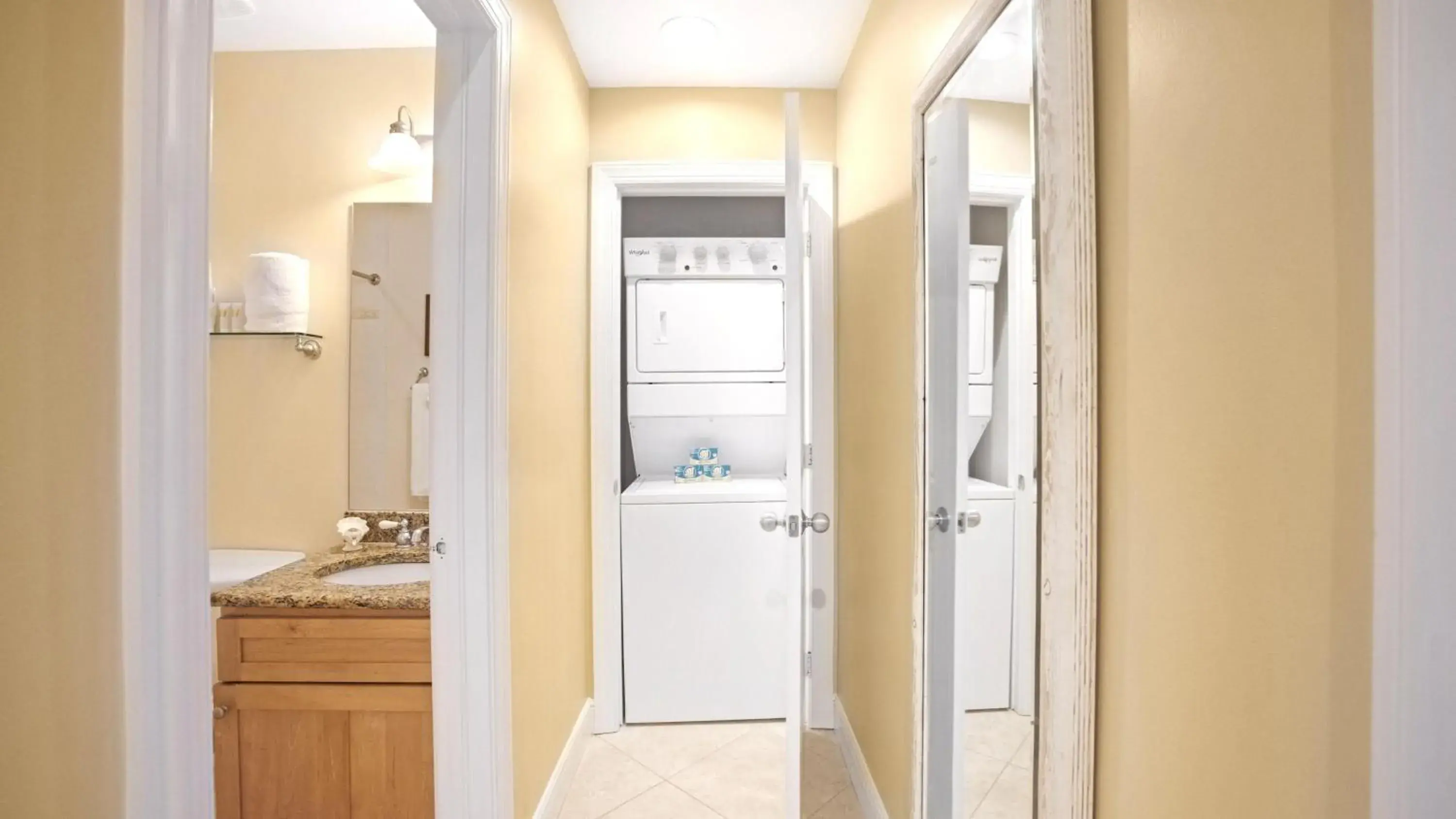 Bathroom in Tranquility Bay Resort Bathroom in Tranquility Bay Resort