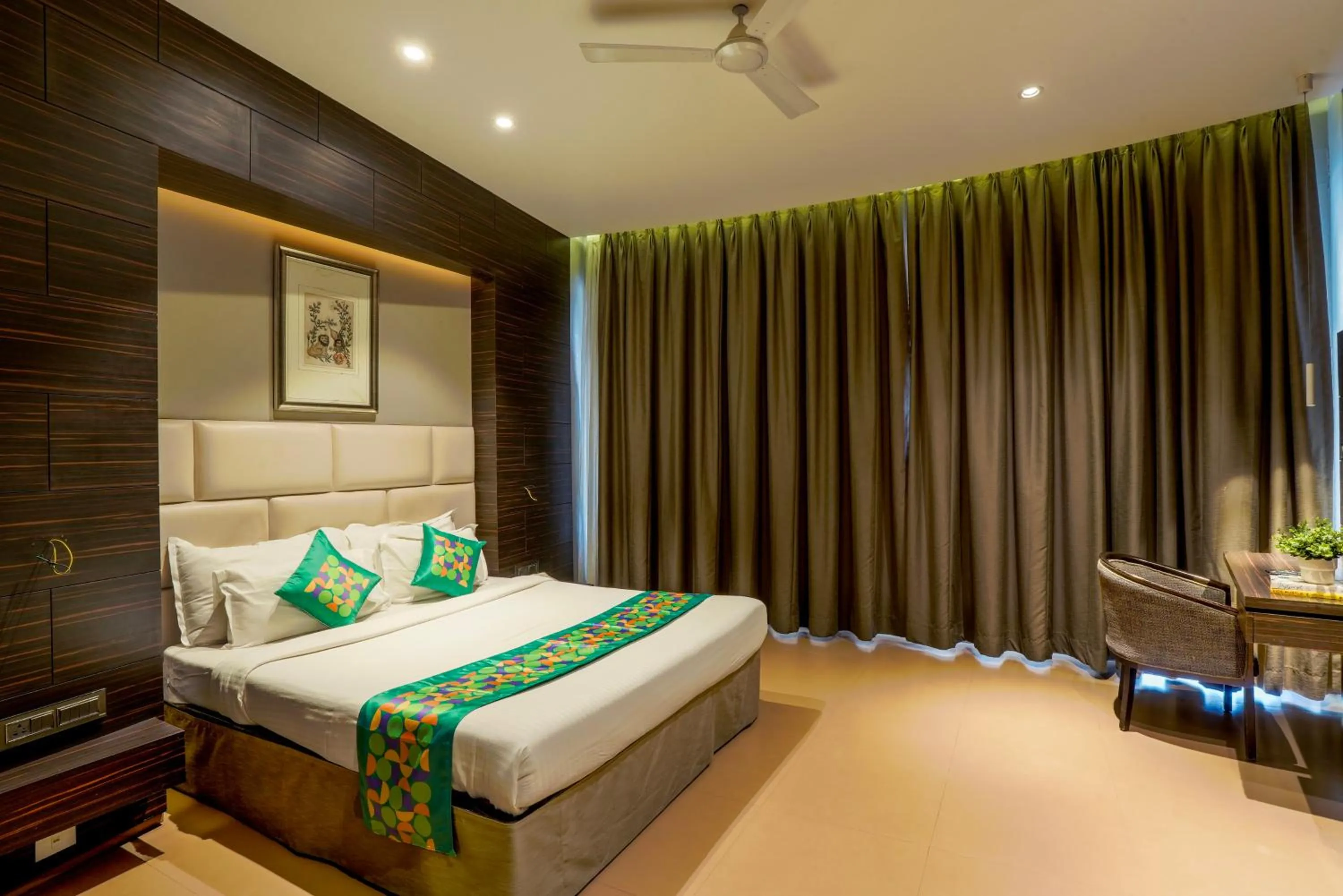 Bedroom, Bed in Treebo Premium Niraali Executive, Hinjewadi