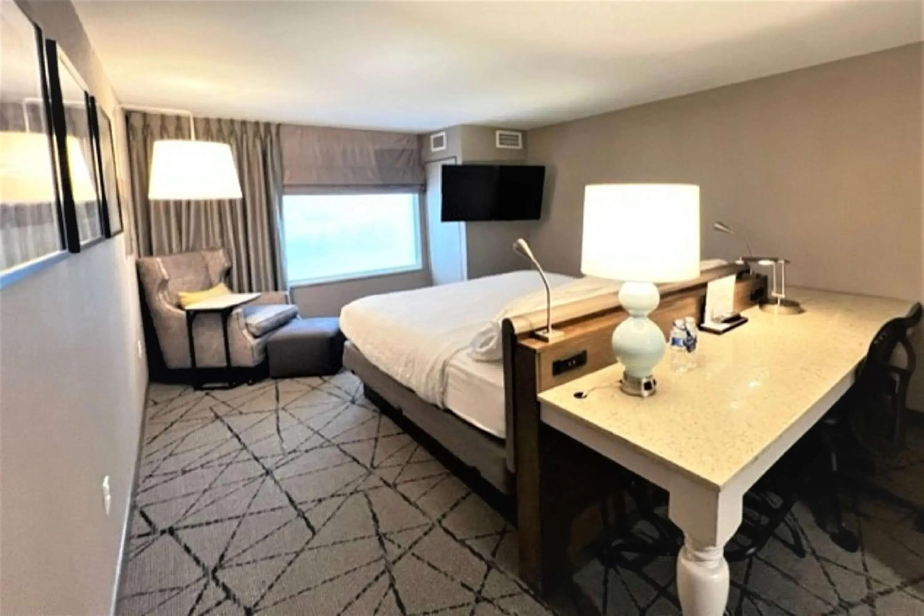 King Studio in Hilton Garden Inn Springfield King Studio in Hilton Garden Inn Springfield