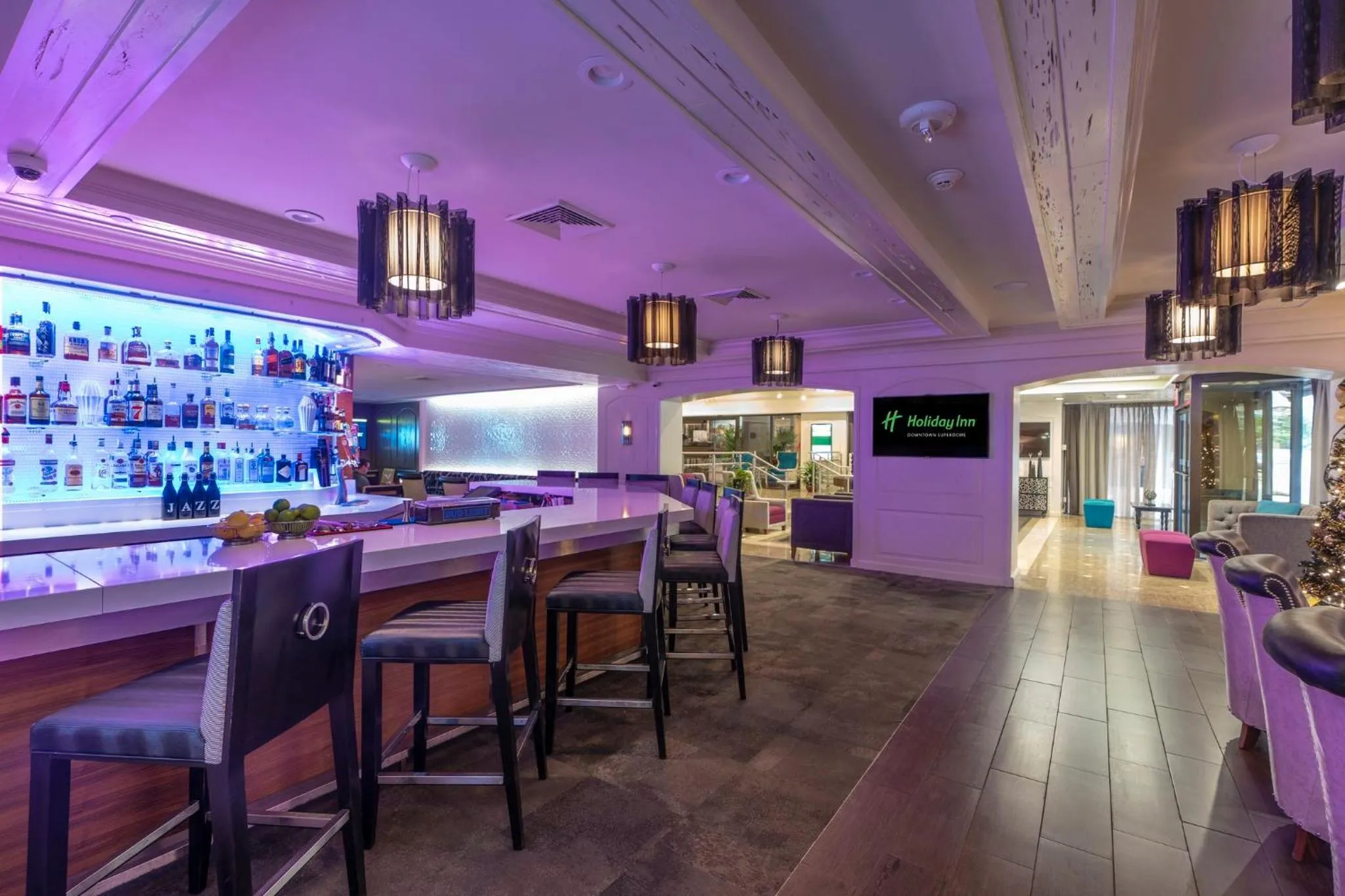 Lounge or bar in Holiday Inn New Orleans-Downtown Superdome by IHG