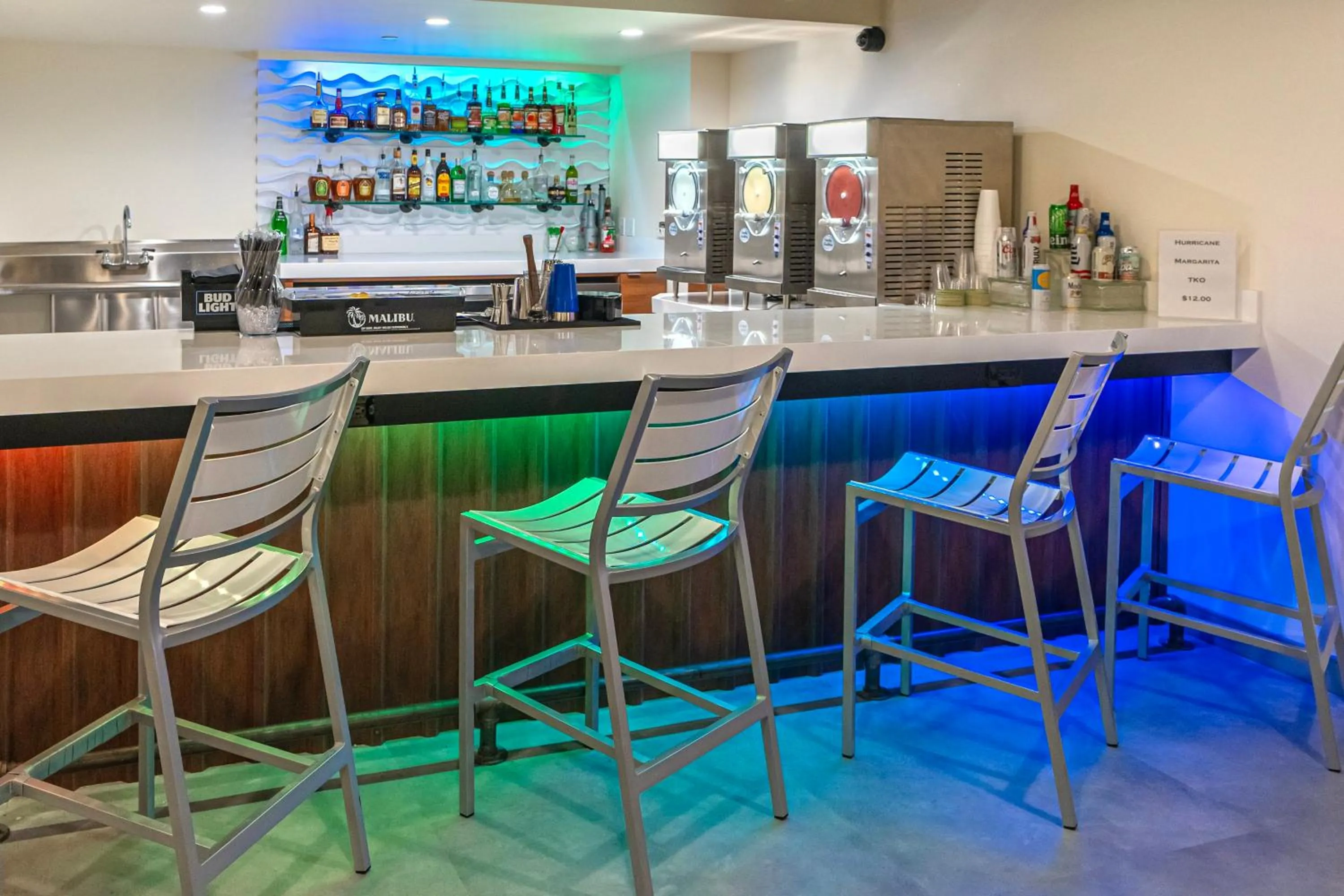 Lounge or bar in Holiday Inn New Orleans-Downtown Superdome by IHG