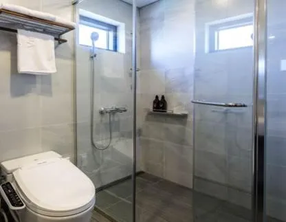 Bathroom in Hotel Alegria Seogwipo