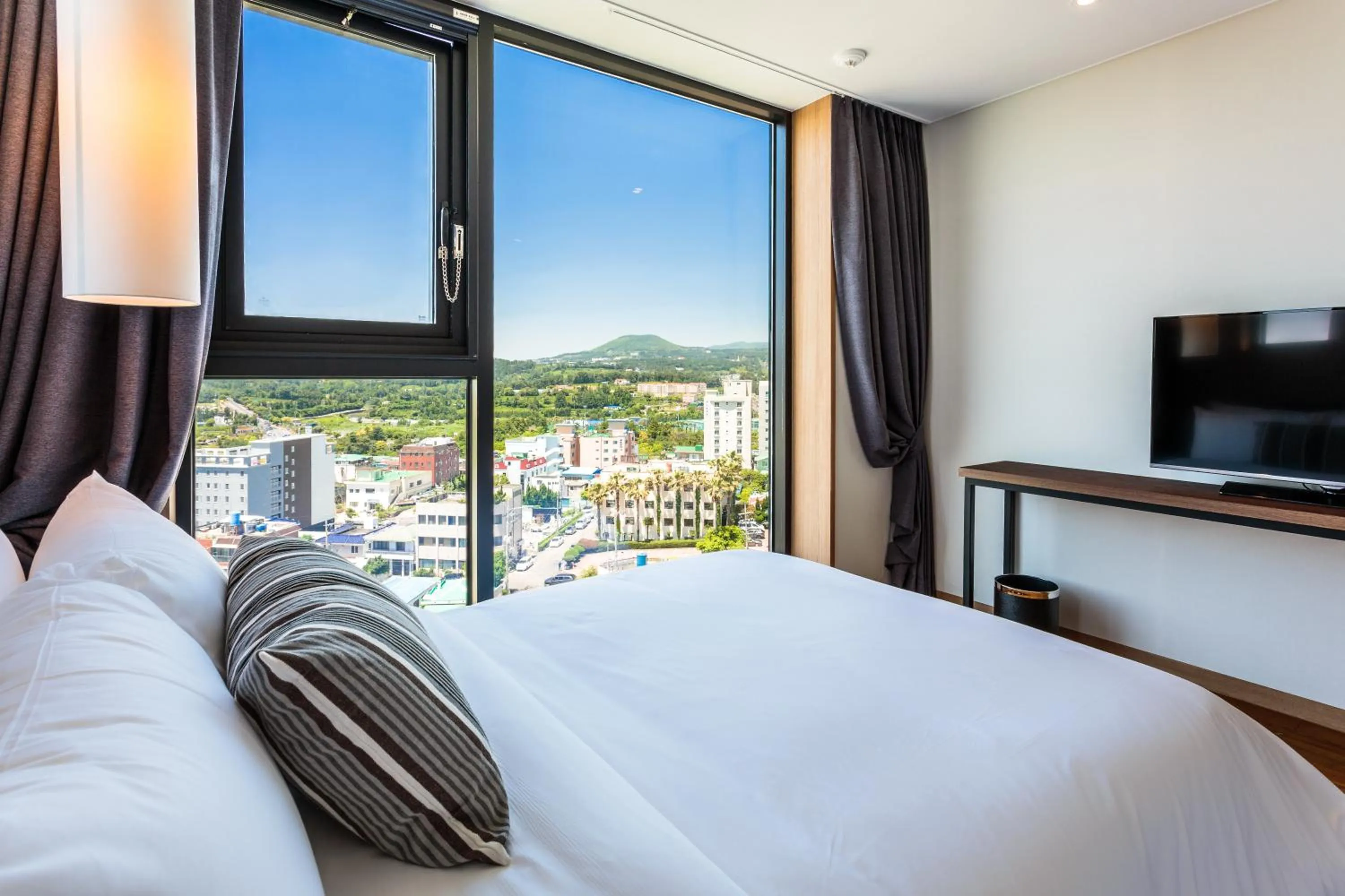 Bedroom, Room Photo in Hotel Alegria Seogwipo