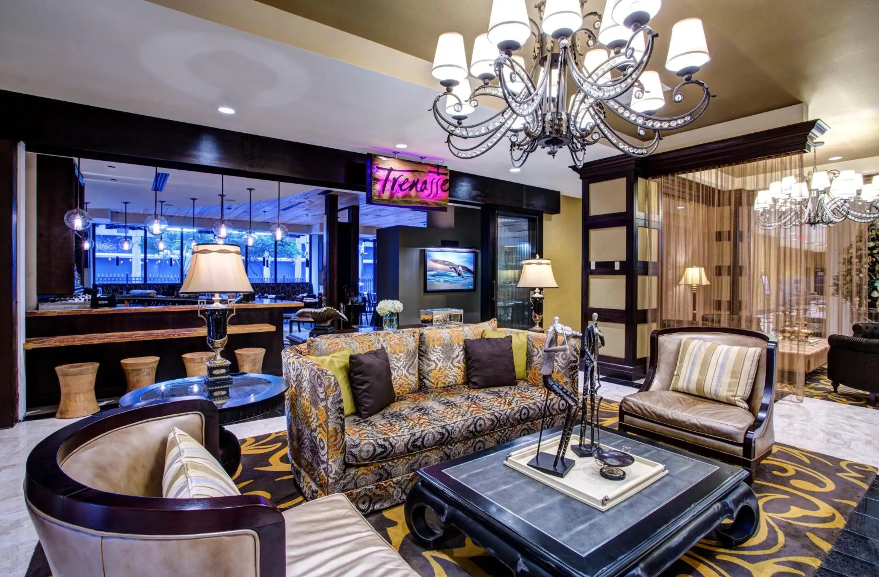 Property building in InterContinental New Orleans by IHG Property building in InterContinental New Orleans by IHG