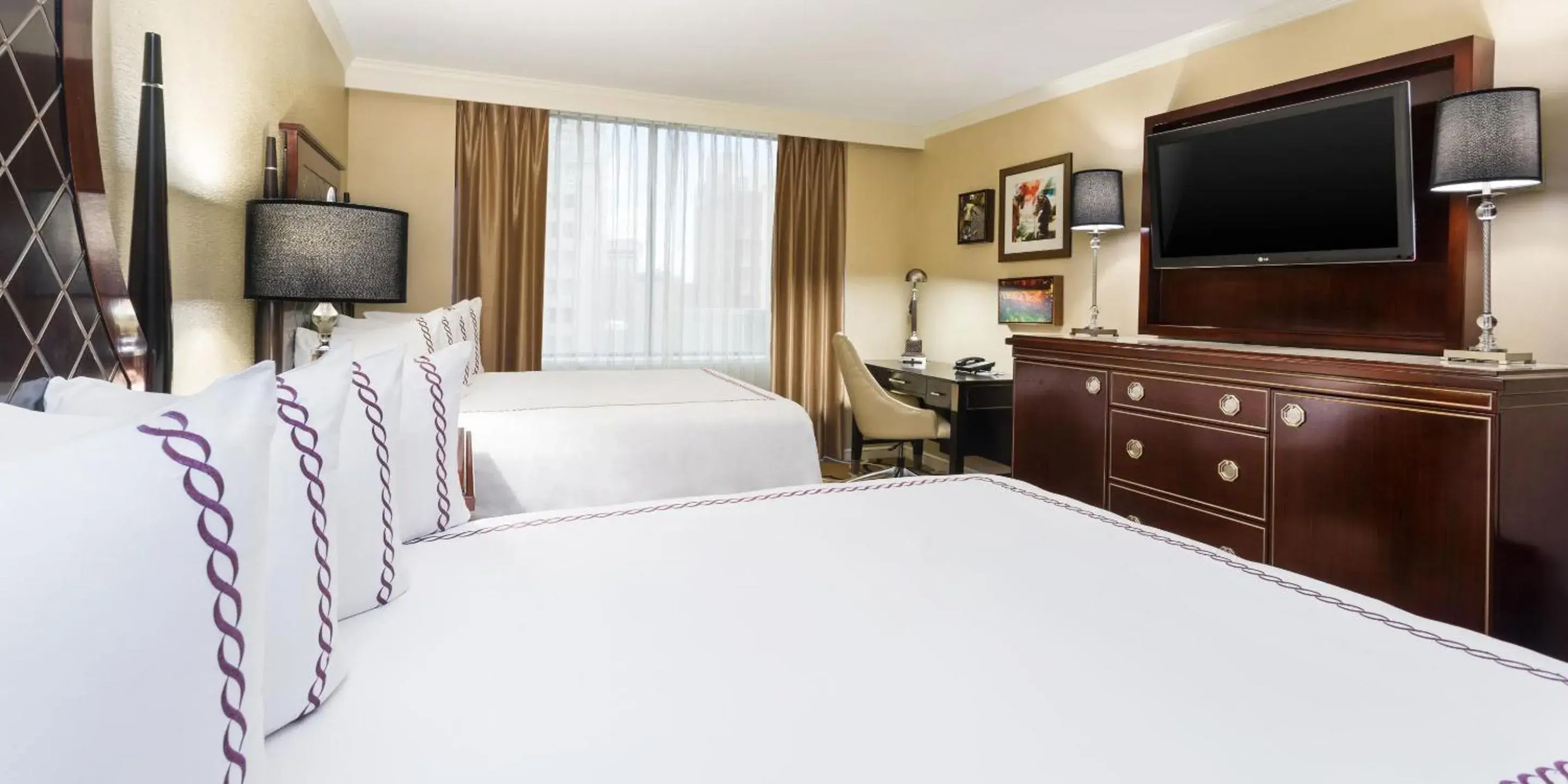 Bedroom, Bed in InterContinental New Orleans by IHG Bedroom, Bed in InterContinental New Orleans by IHG
