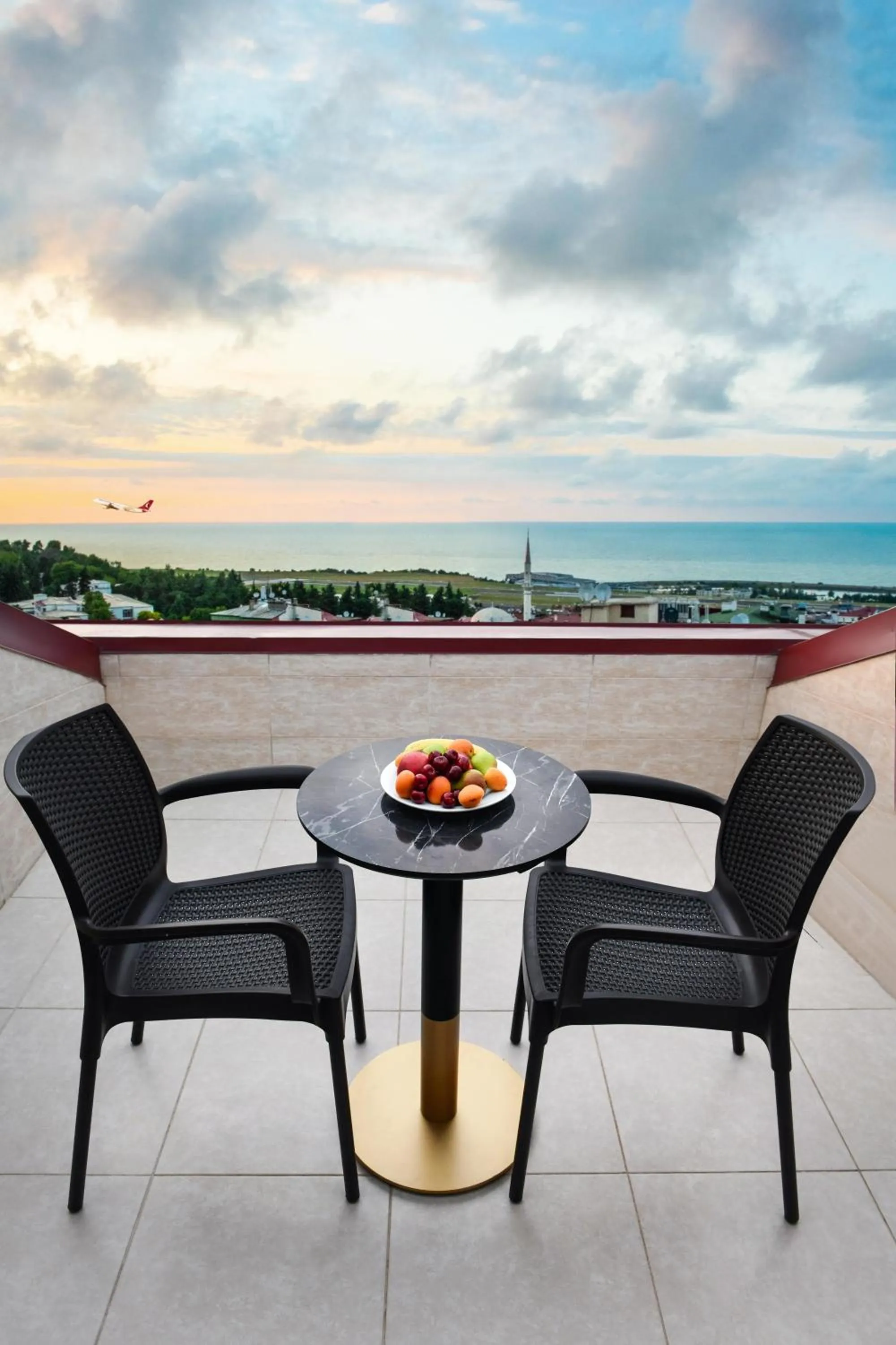 Balcony/Terrace in White House Hotel