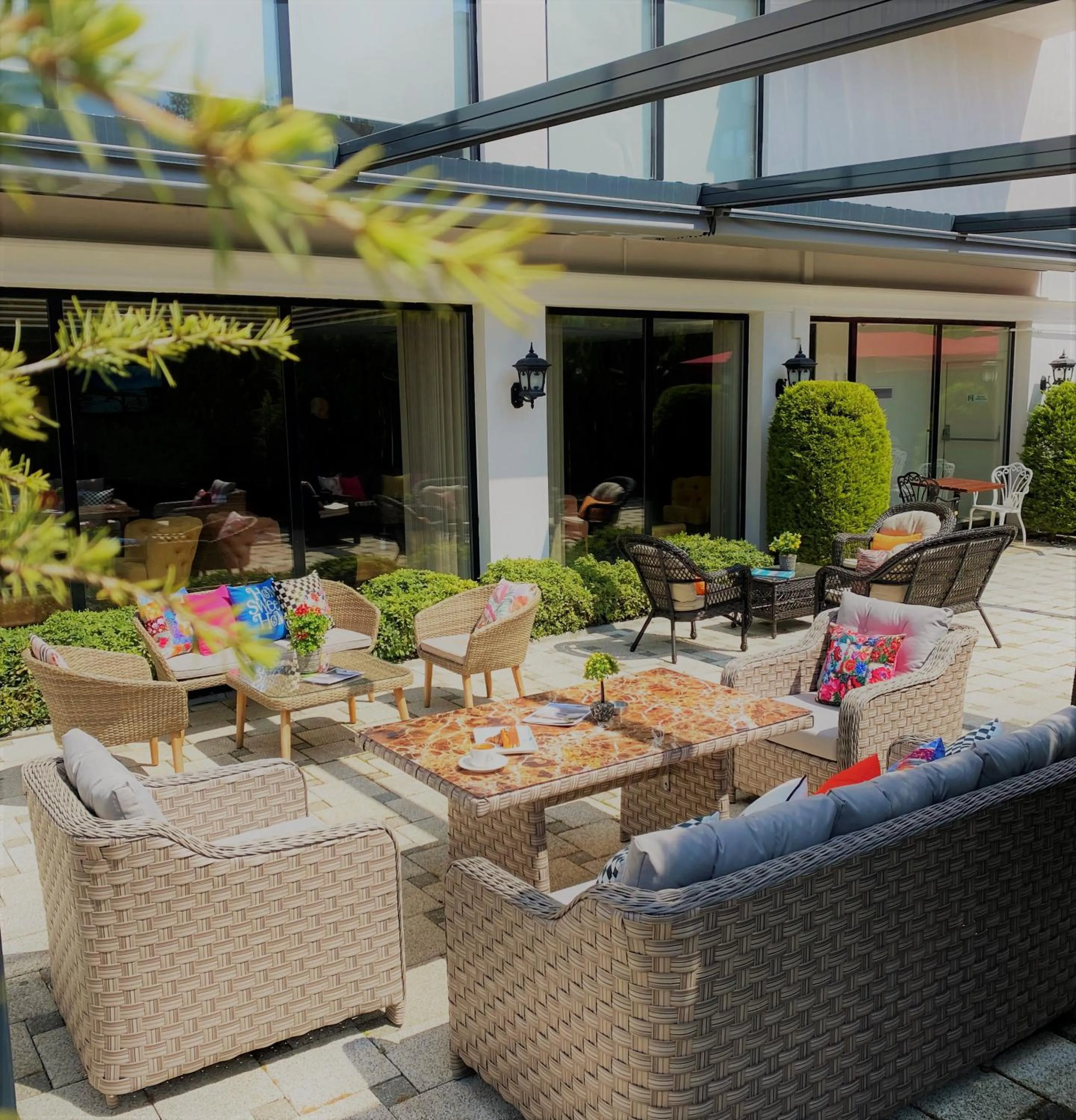 Garden in White House Hotel