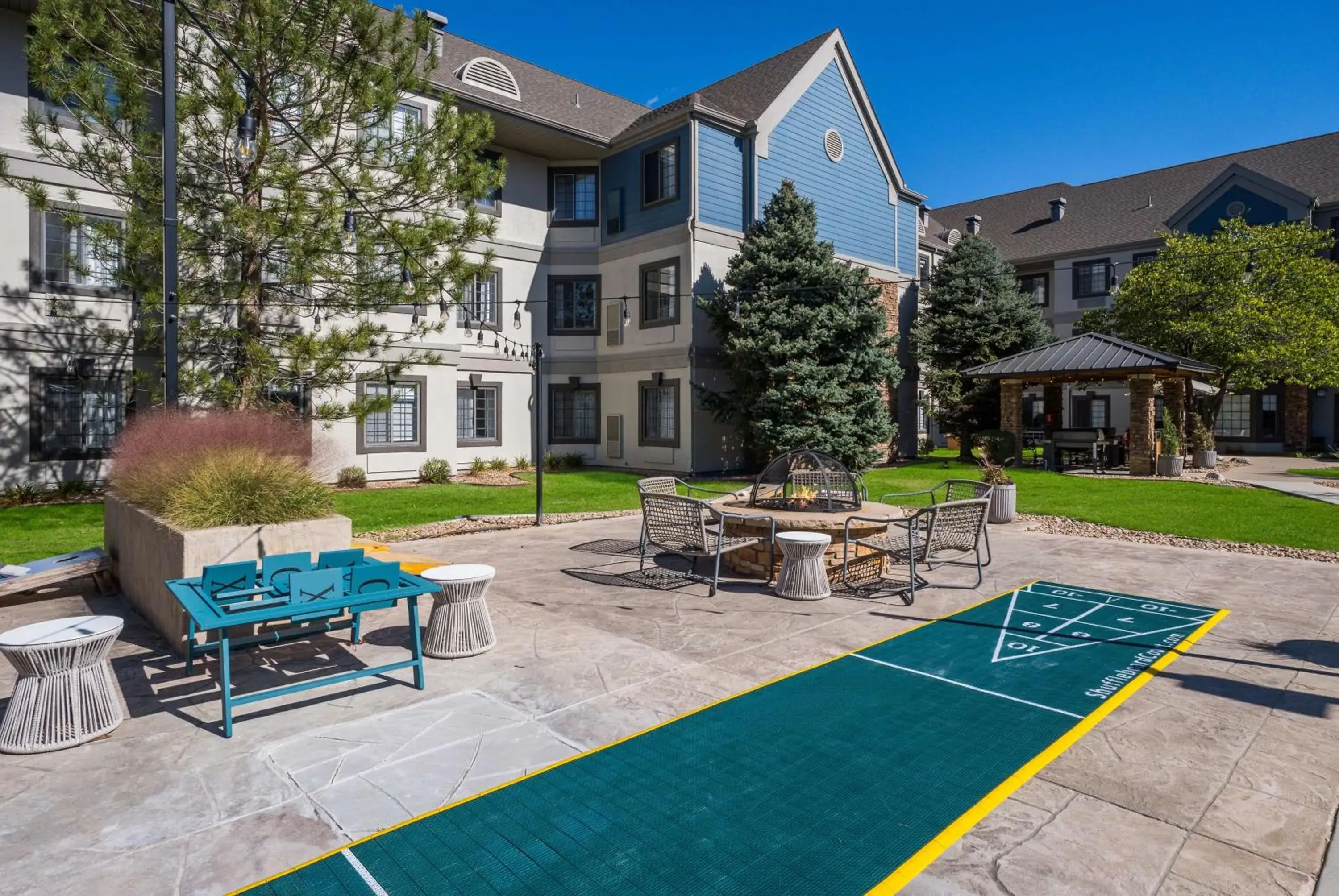 Property building in Sonesta ES Suites Denver South Park Meadows Property building in Sonesta ES Suites Denver South Park Meadows