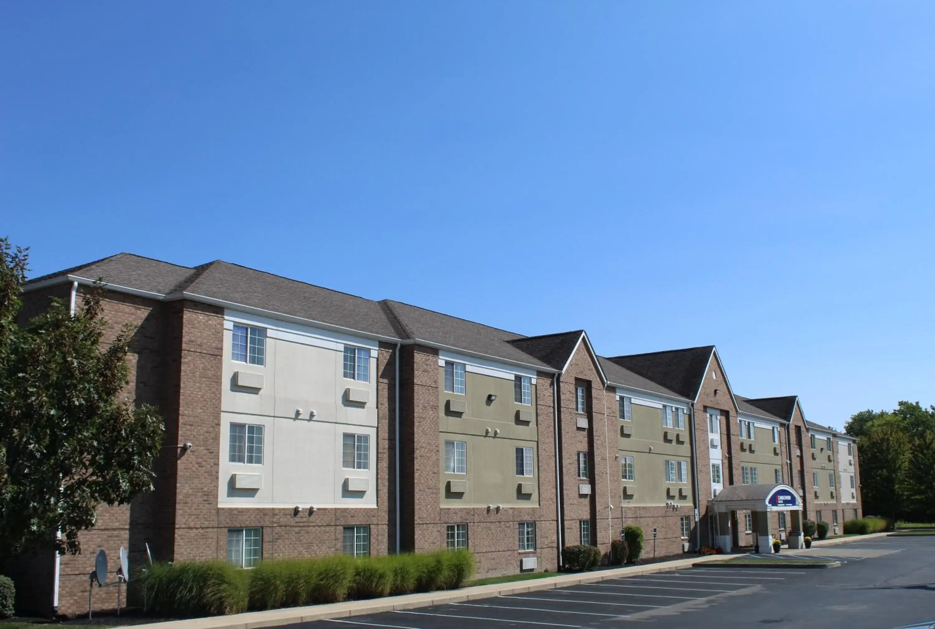 Property building in Candlewood Suites Indianapolis - South by IHG Property building in Candlewood Suites Indianapolis - South by IHG